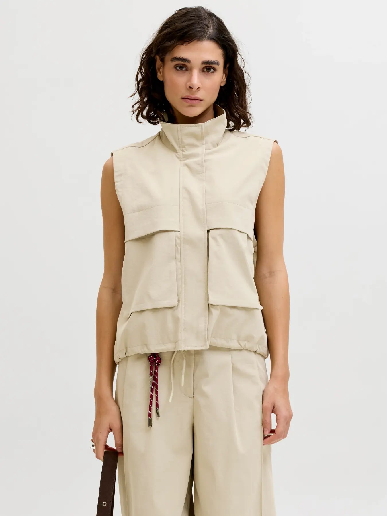 JXCAROL OLIVE VEST - SPRAY GREEN