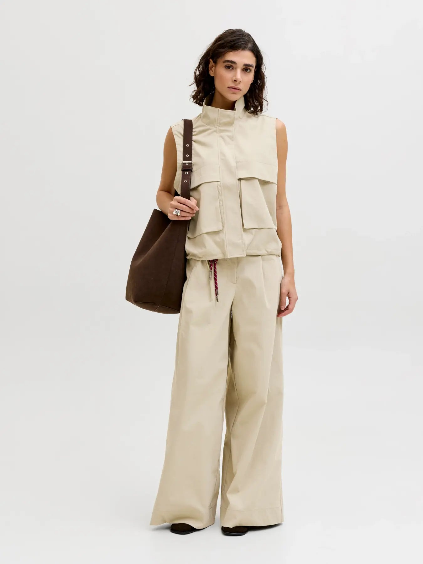 JXCAROL OLIVE VEST - SPRAY GREEN