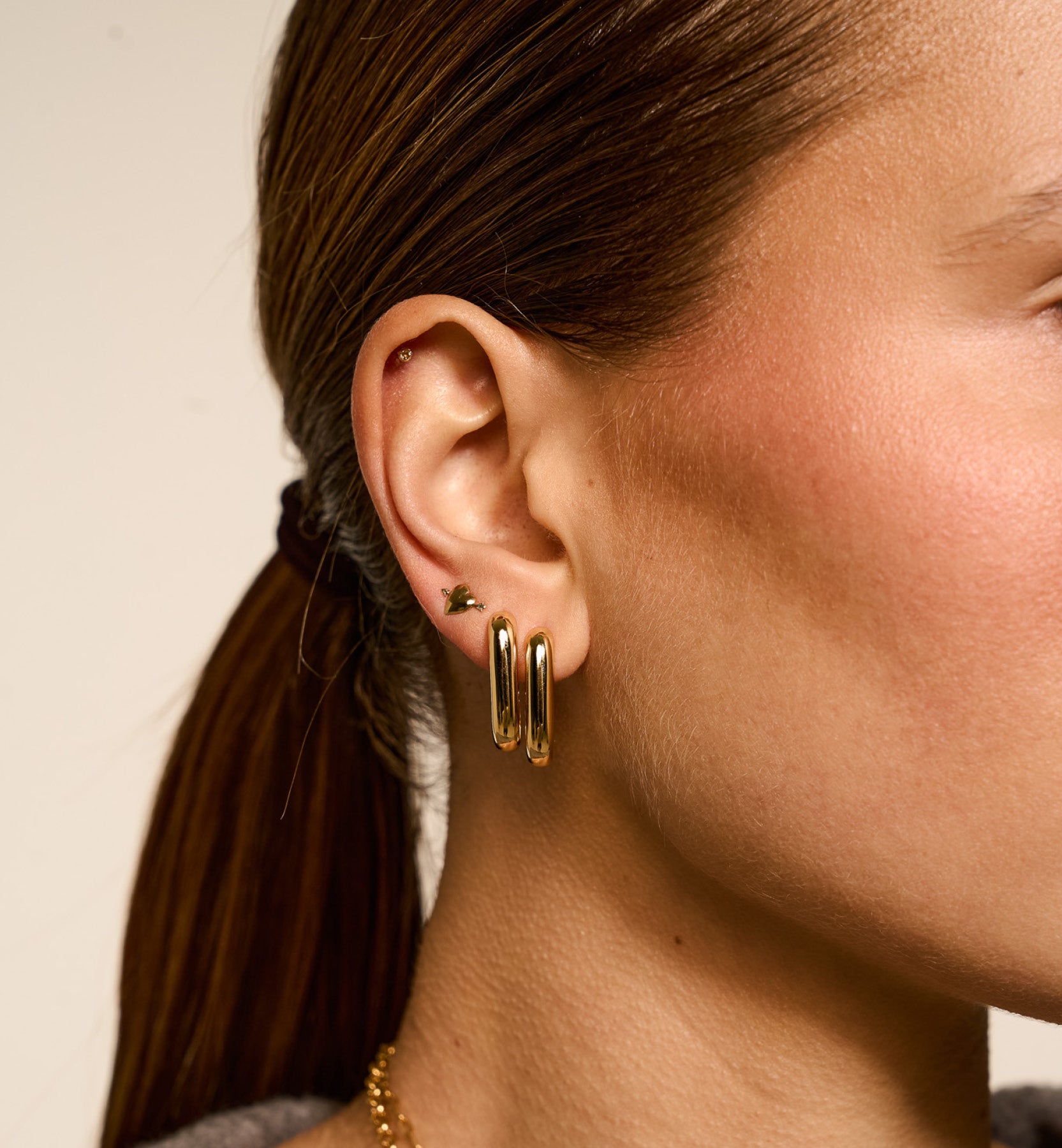 Cleo hoops - Gold