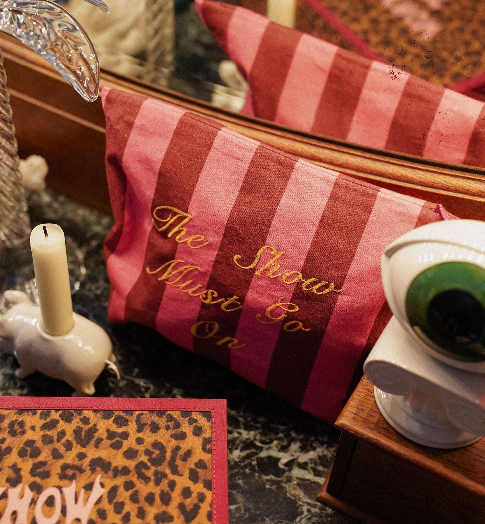 The show must go on make-up bag - Multicolour