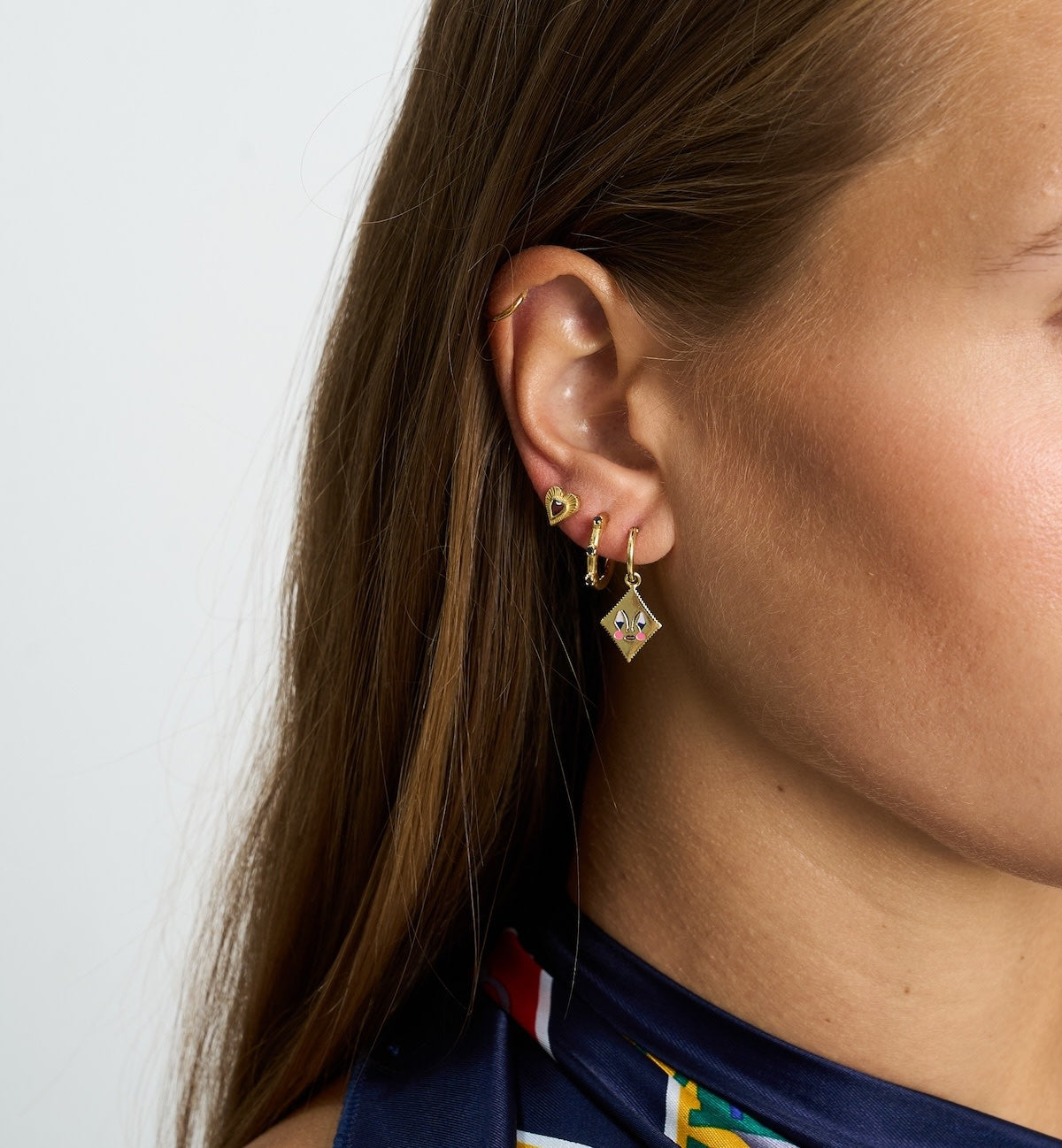 Boucle d'oreille Pierrot simple - or