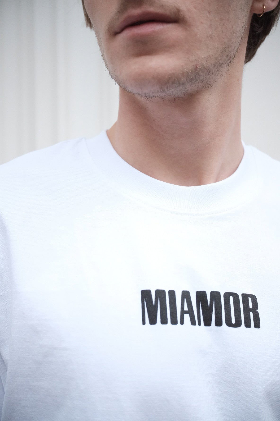 Miamor unisex T-shirt wit - zwart logo op de voorkant