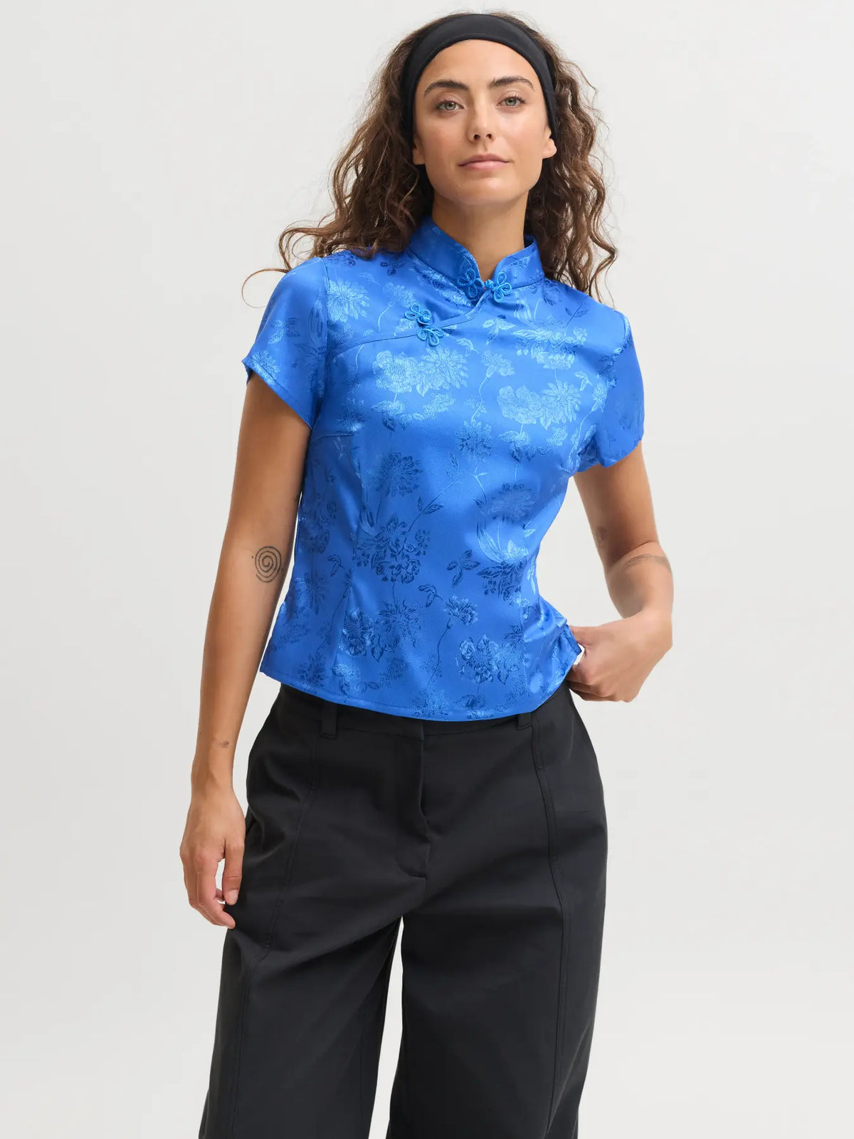 JXSIV MANDARIN SS TOP WVN - TRUE BLUE
