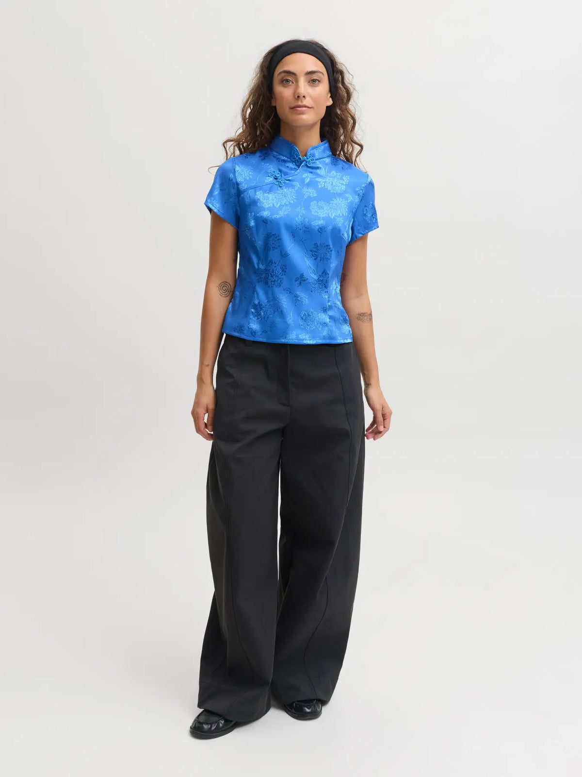 JXSIV MANDARIN SS TOP WVN - TRUE BLUE