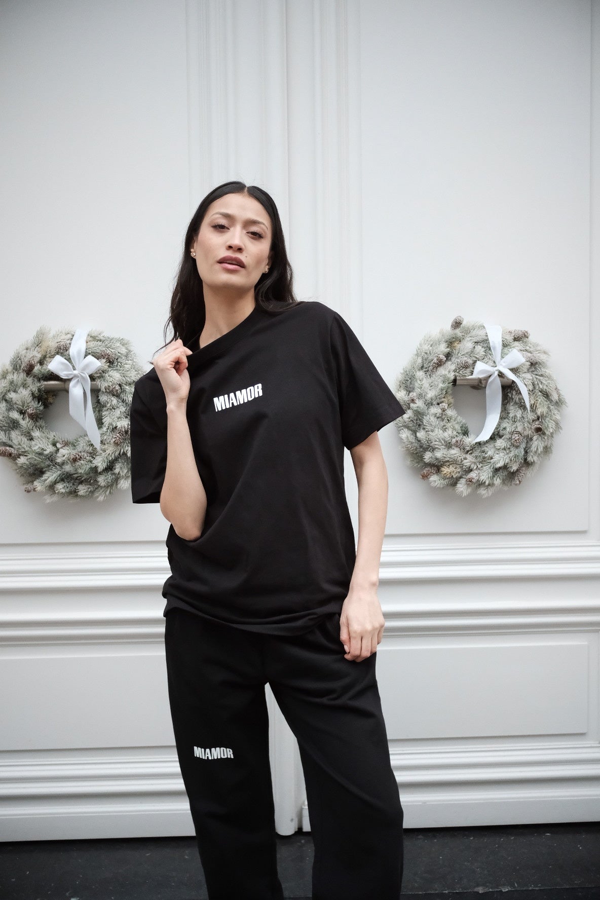 Miamor unisex T-shirt zwart - logo op de voorkant