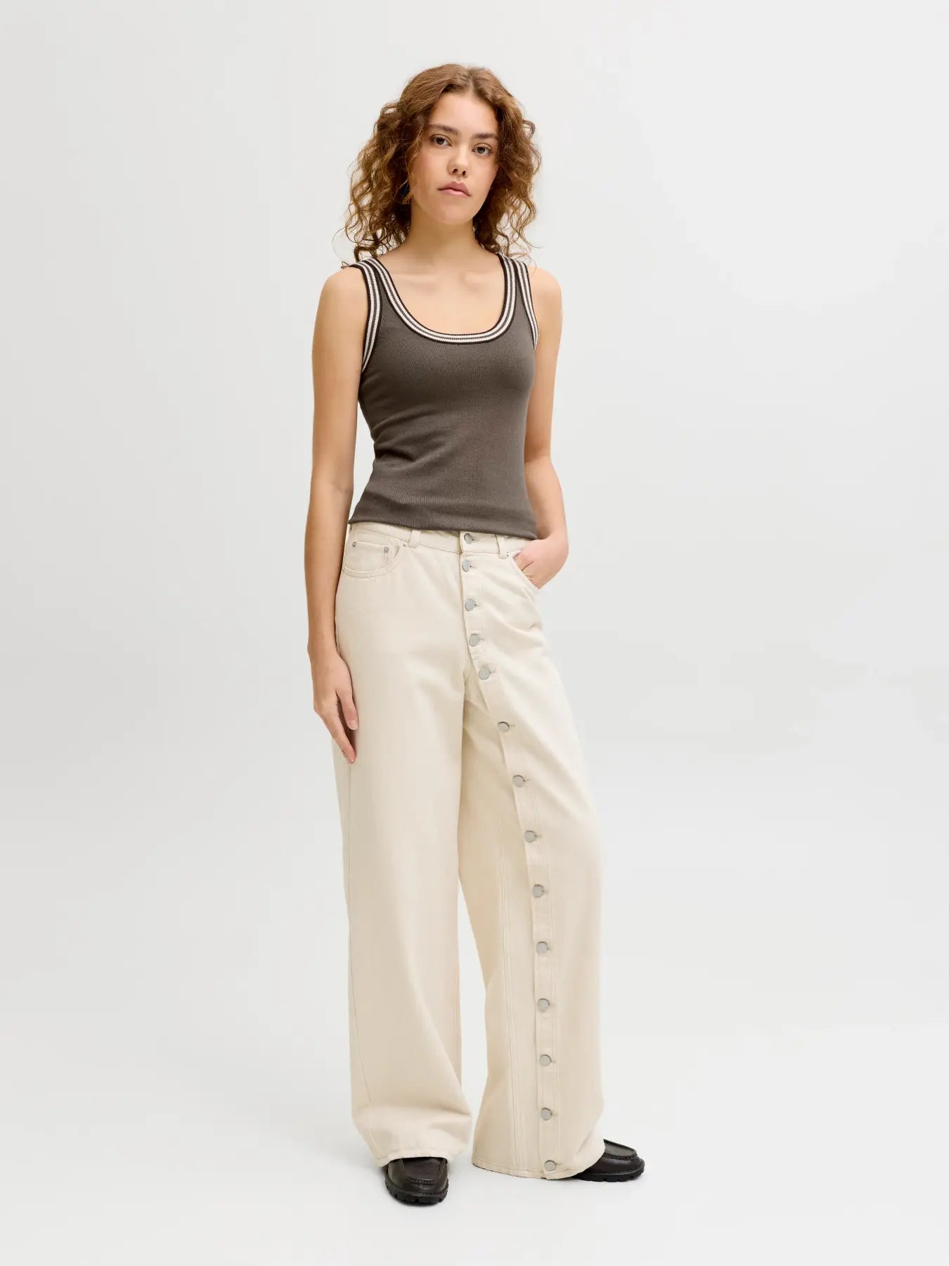 JXMINA COMFY TOP KNIT - BUNGEE CORD/ VANILLA ICE