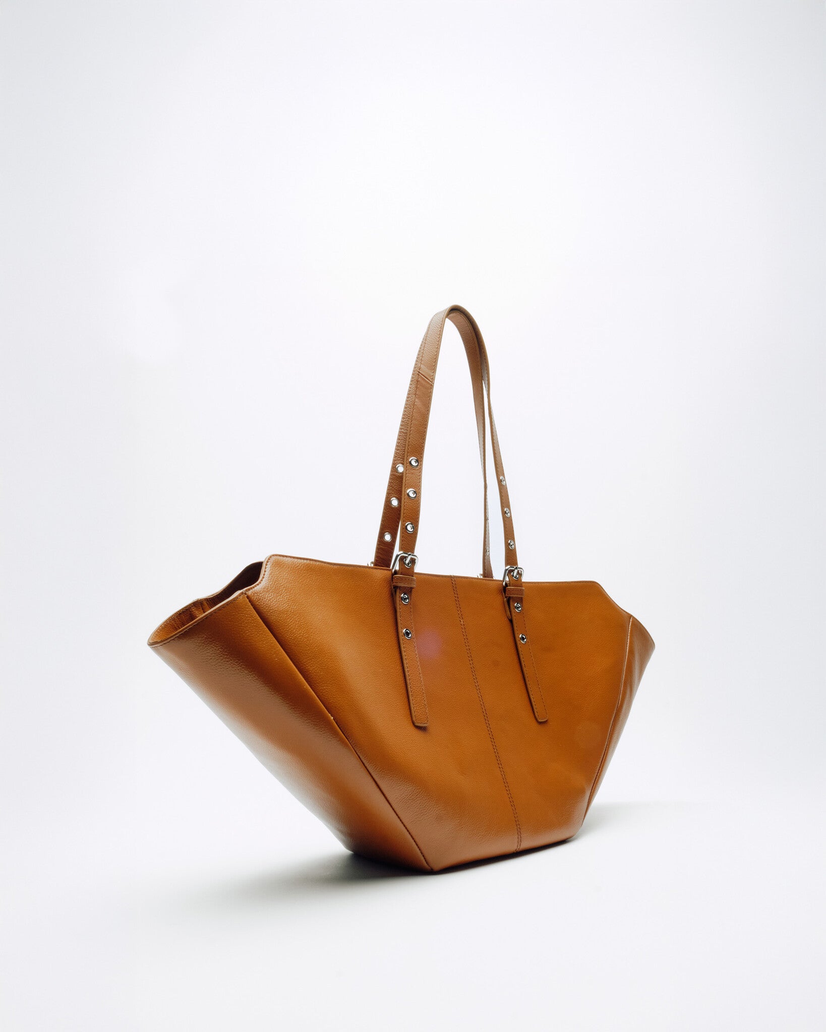 Nora nevada - Pecan brown