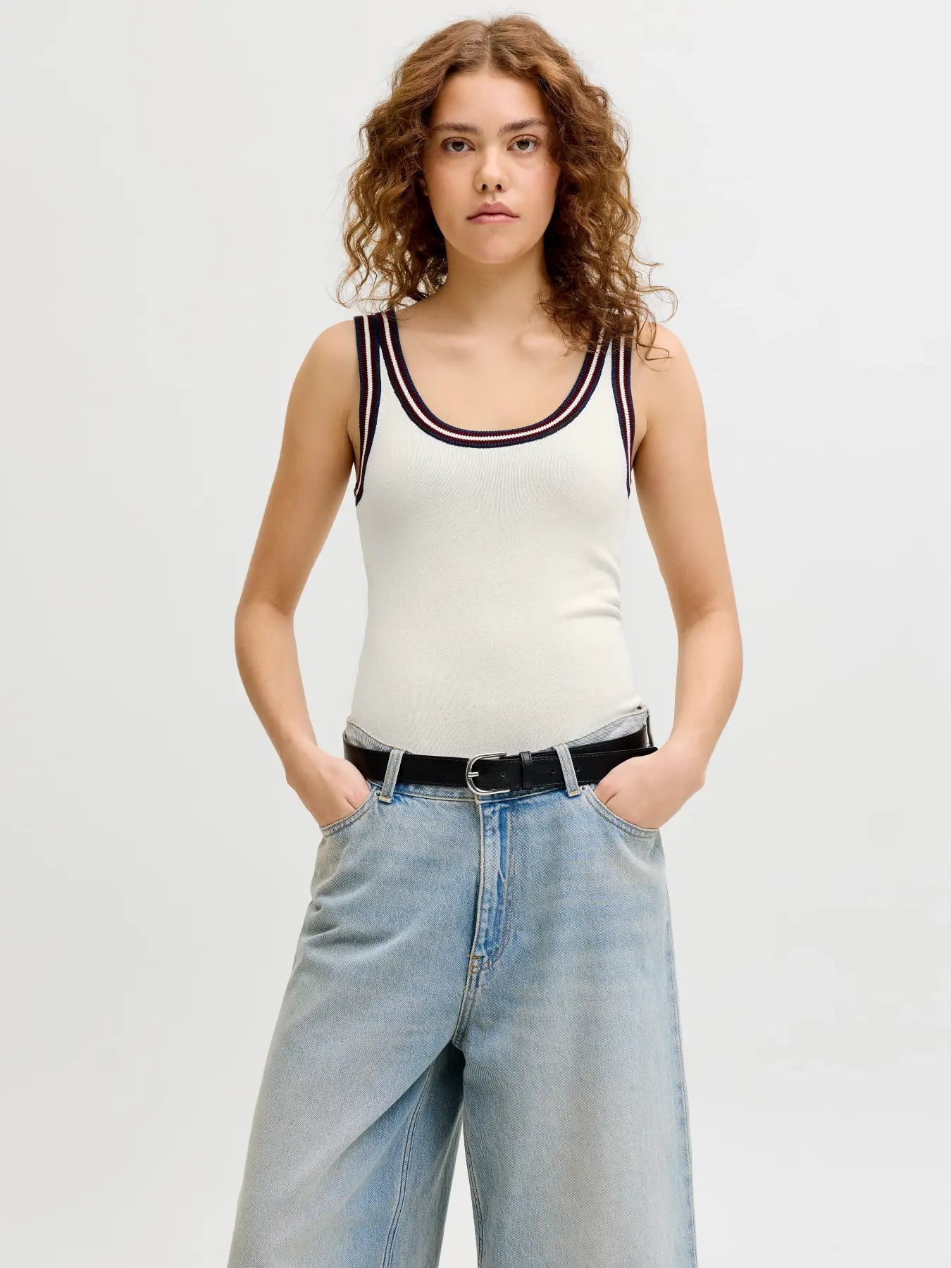 JXMINA COMFY TOP KNIT - CABERNET/ VANILLA ICE