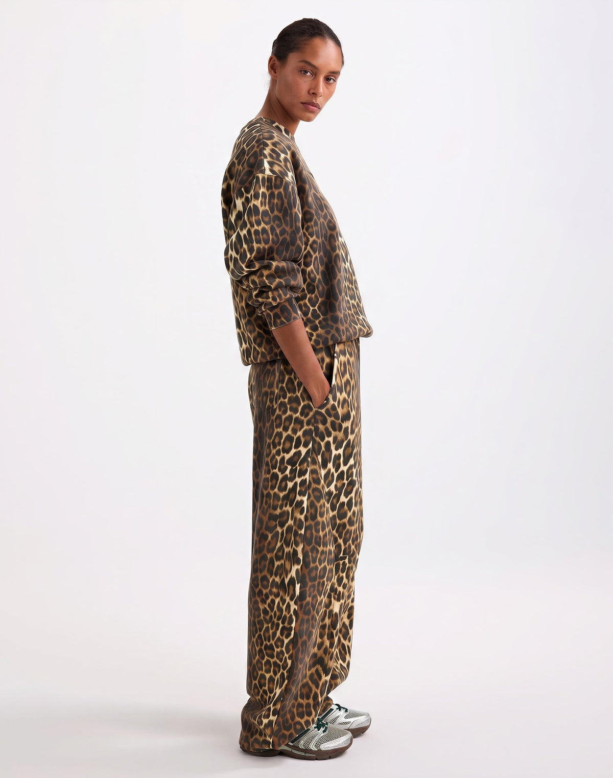 Sabrina Balloon Sweatpants - Brown