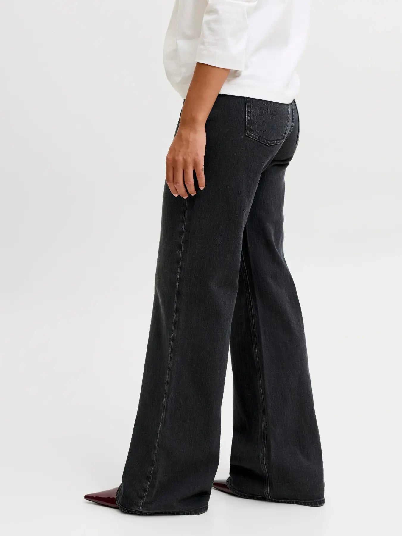 JXROME FLARED MW C392 DNM NOOS - BLACK