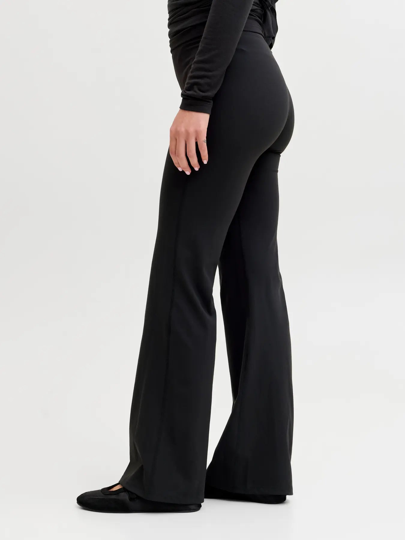 JXSANIA YOGA PANT - BLACK