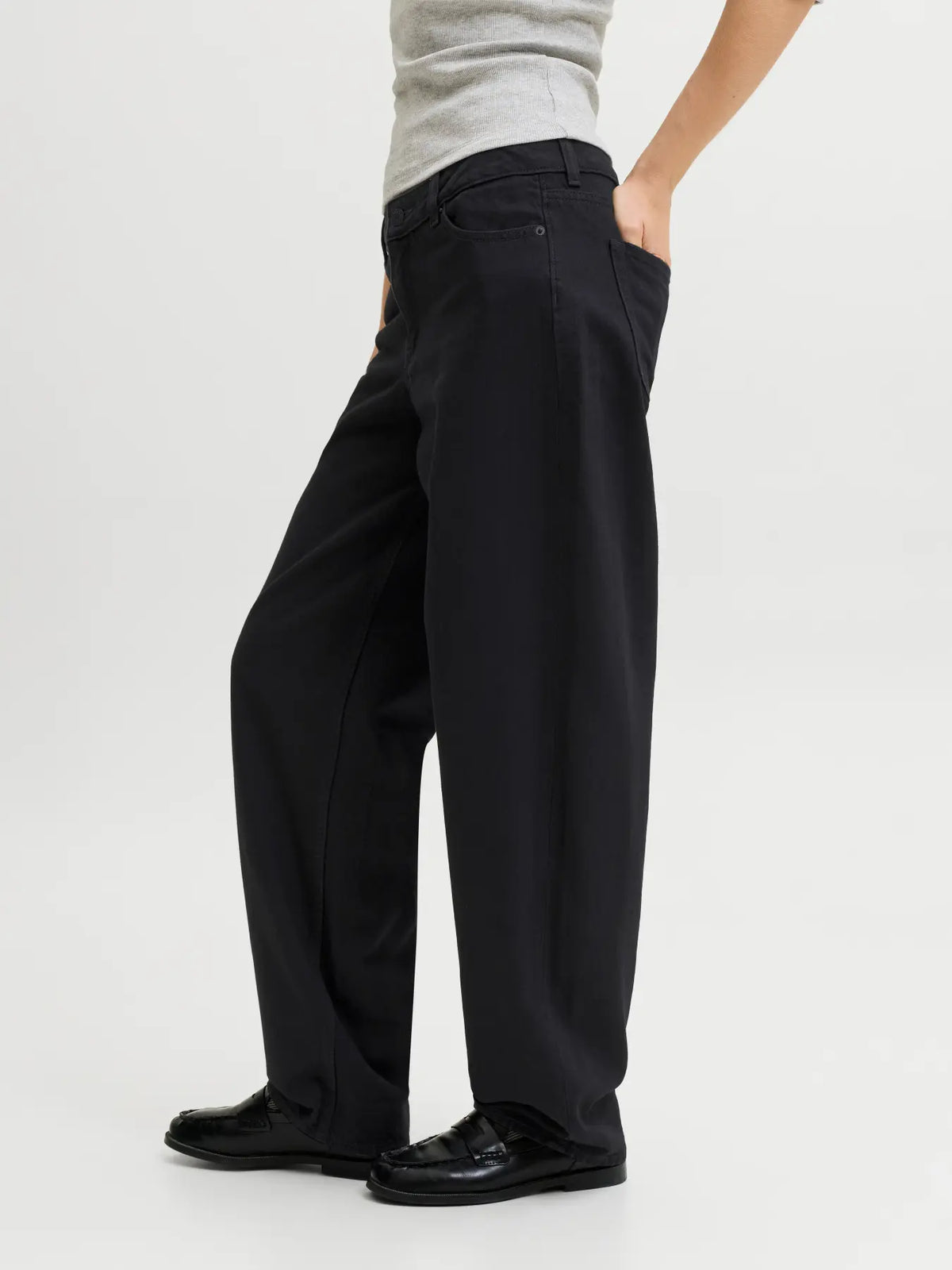 JXFUJI BARREL JEANS - BLACK