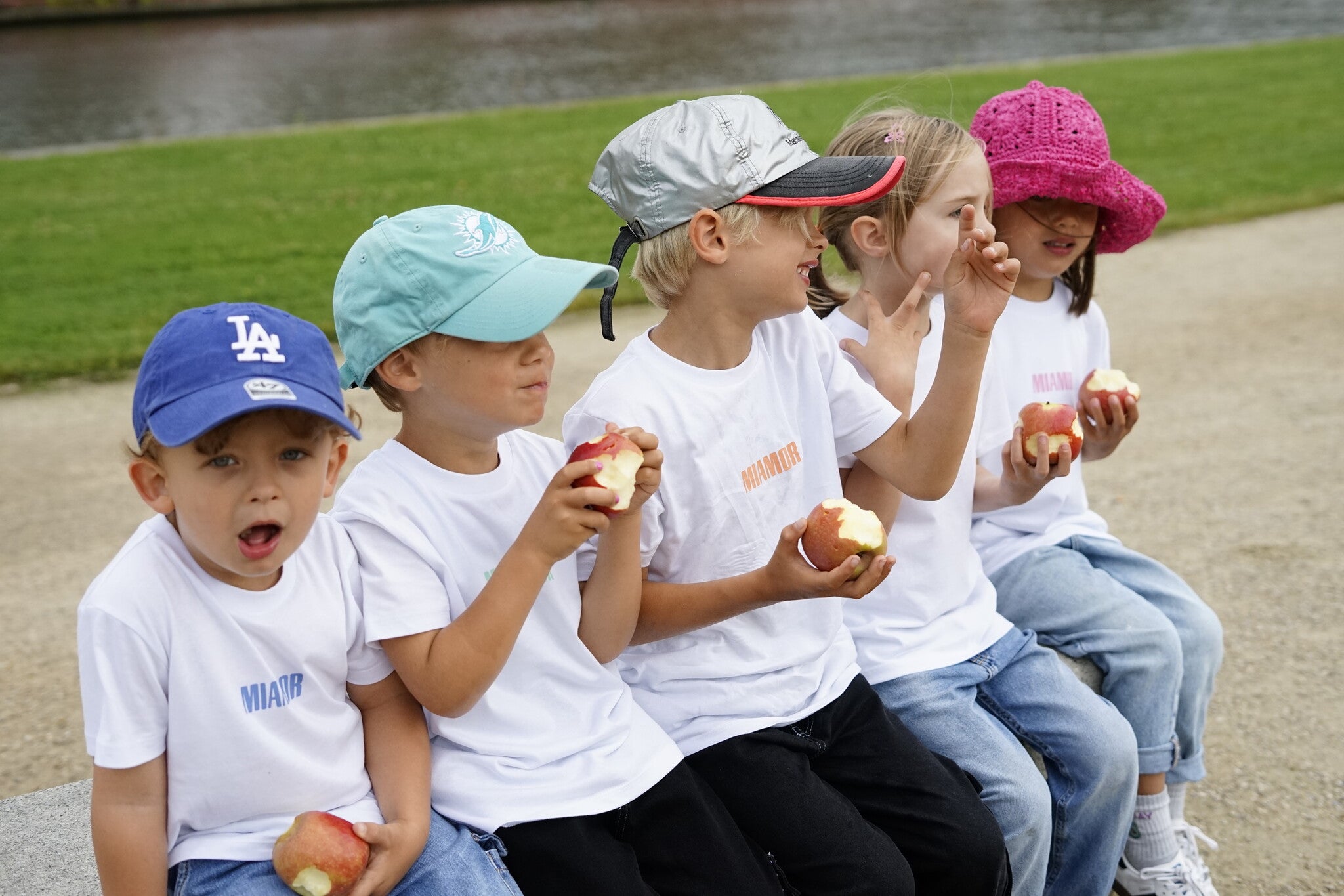 T-shirt blanc Mini Miamor - pêche