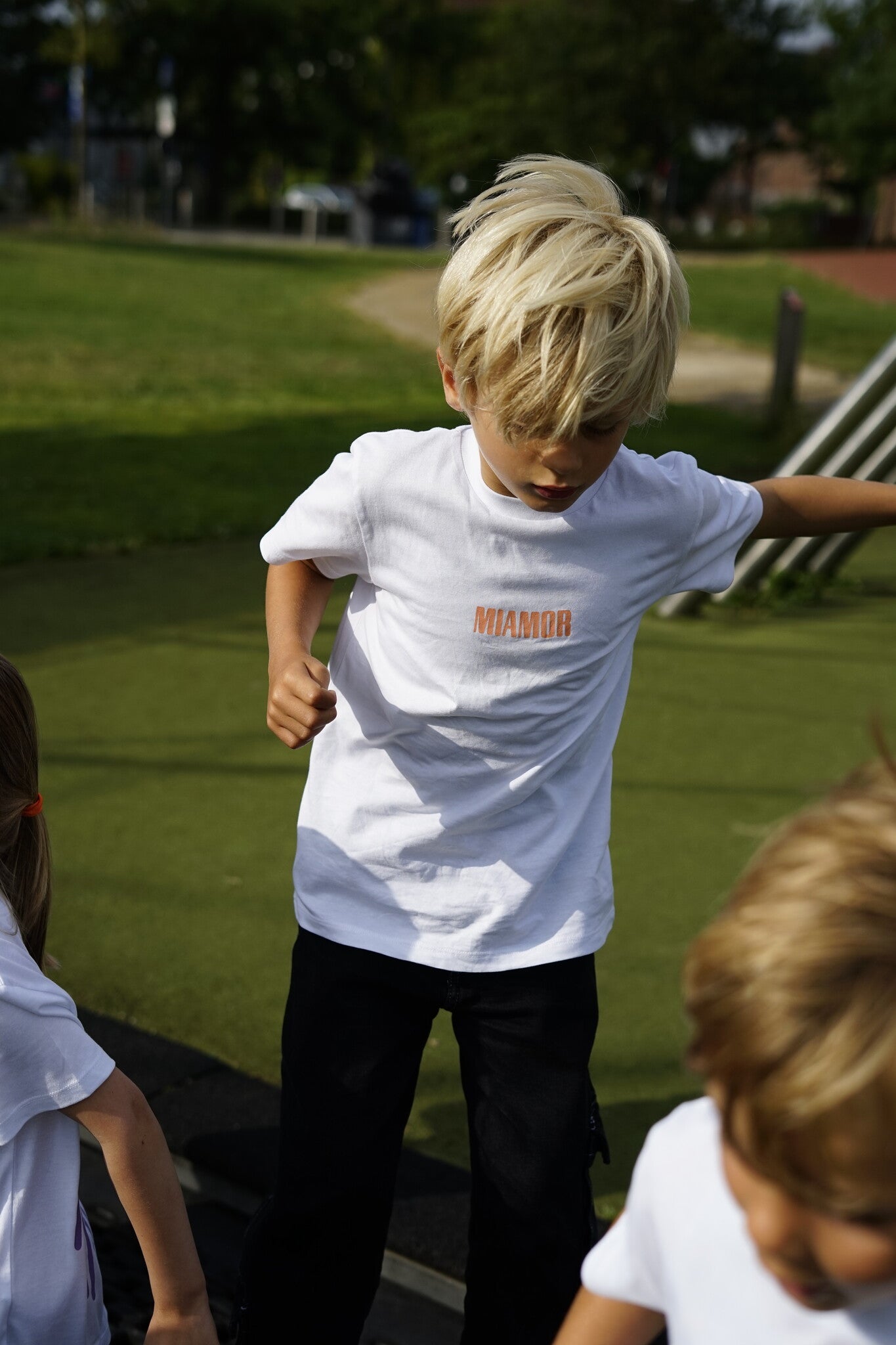 T-shirt blanc Mini Miamor - pêche