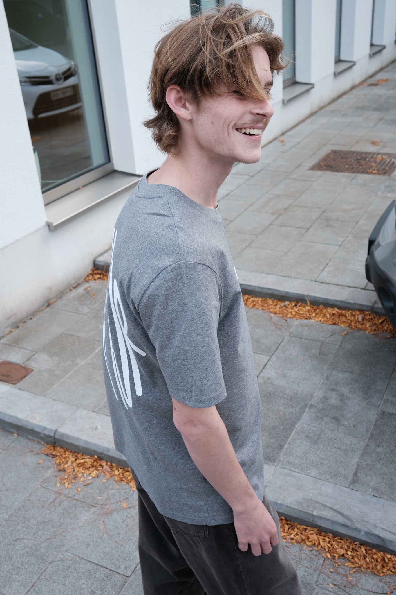 Miamor unisex T-shirt middengrijs gemêleerd met wit logo