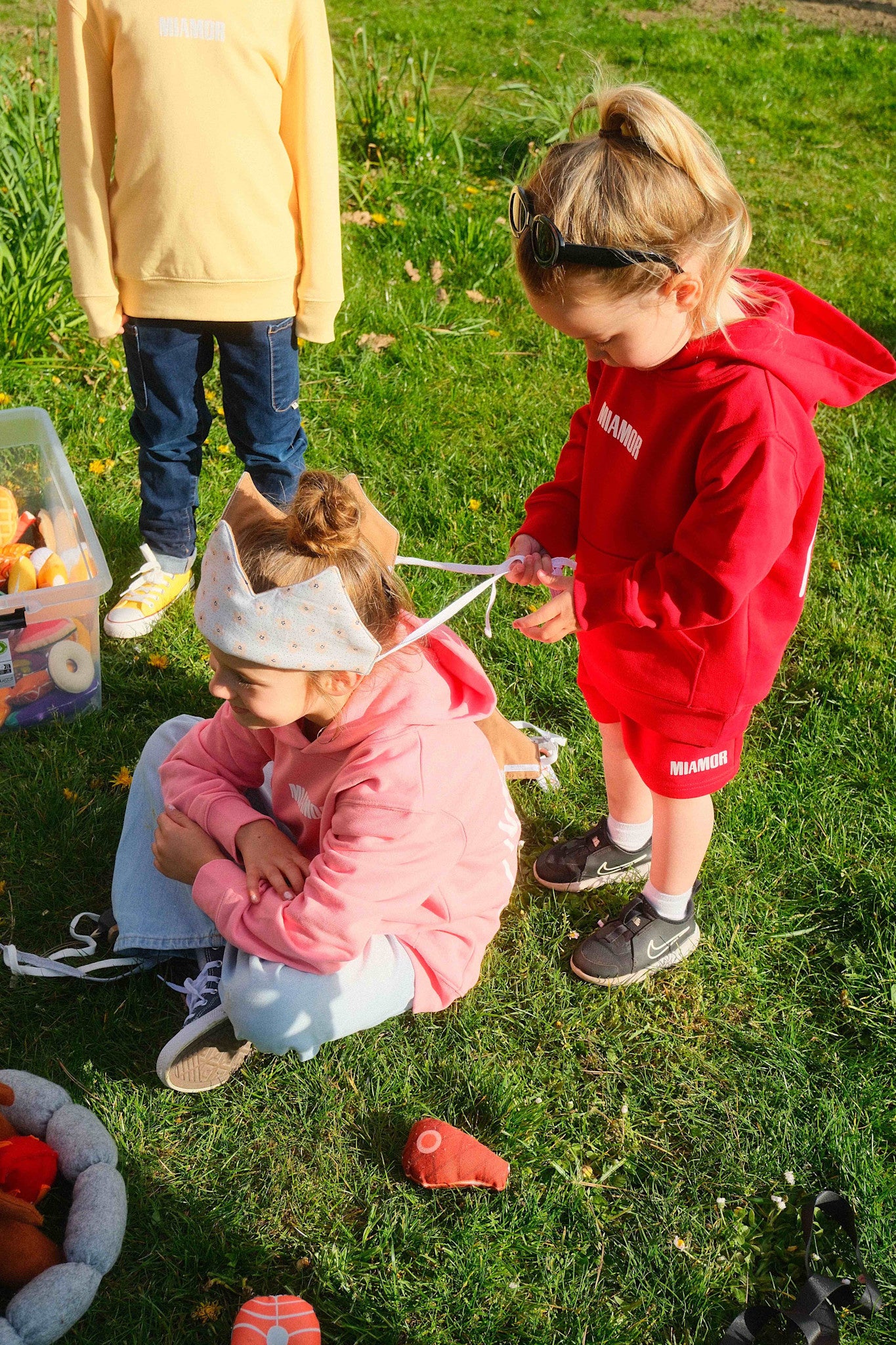 NOUVEAU - Mini sweat à capuche Supreme rouge et blanc avec logo