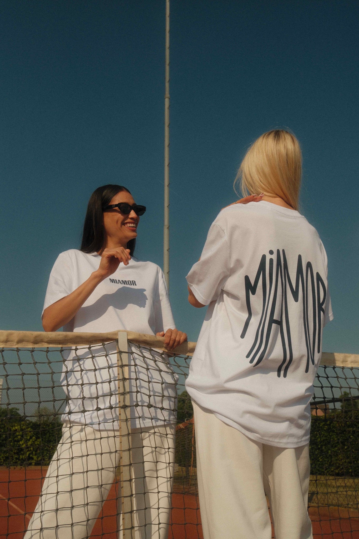 Miamor unisex T-shirt wit - marineblauw