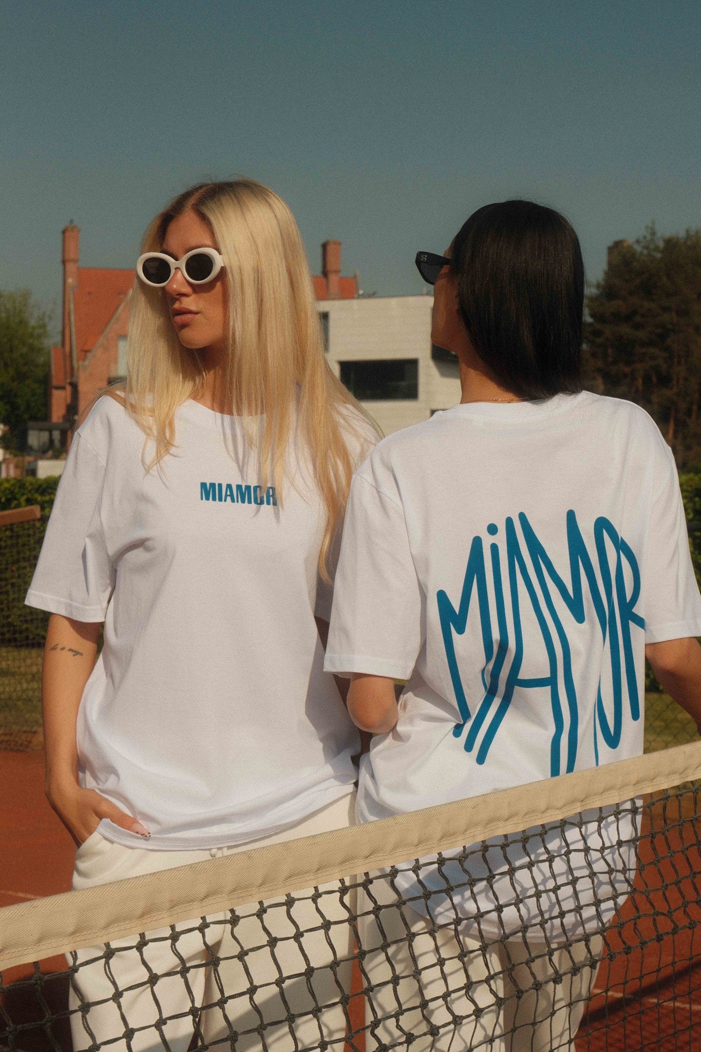 Miamor unisex T-shirt wit - koningsblauw