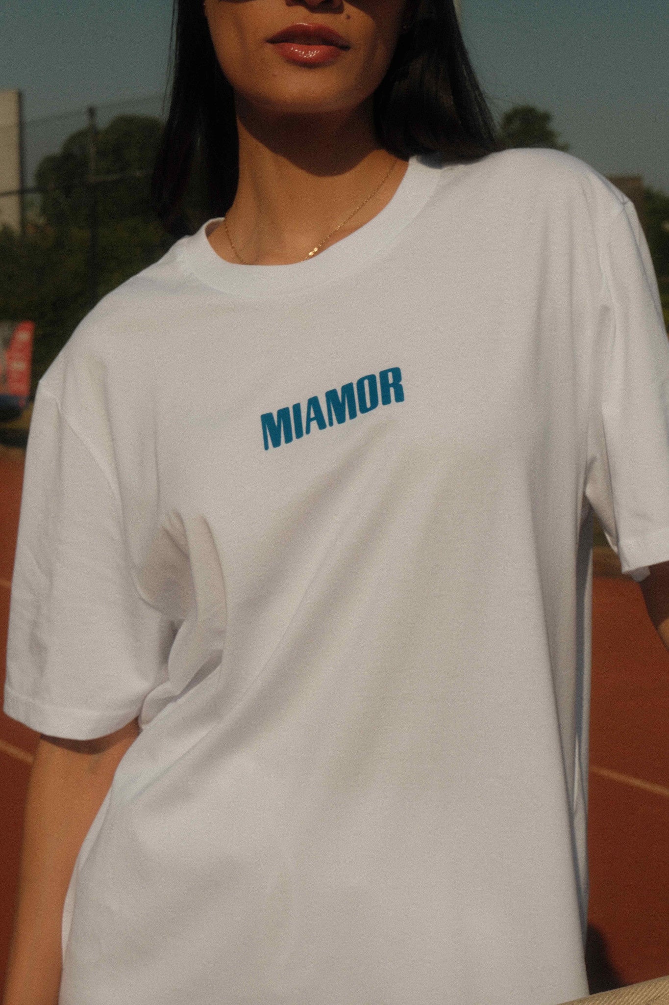 Miamor unisex T-shirt wit - koningsblauw