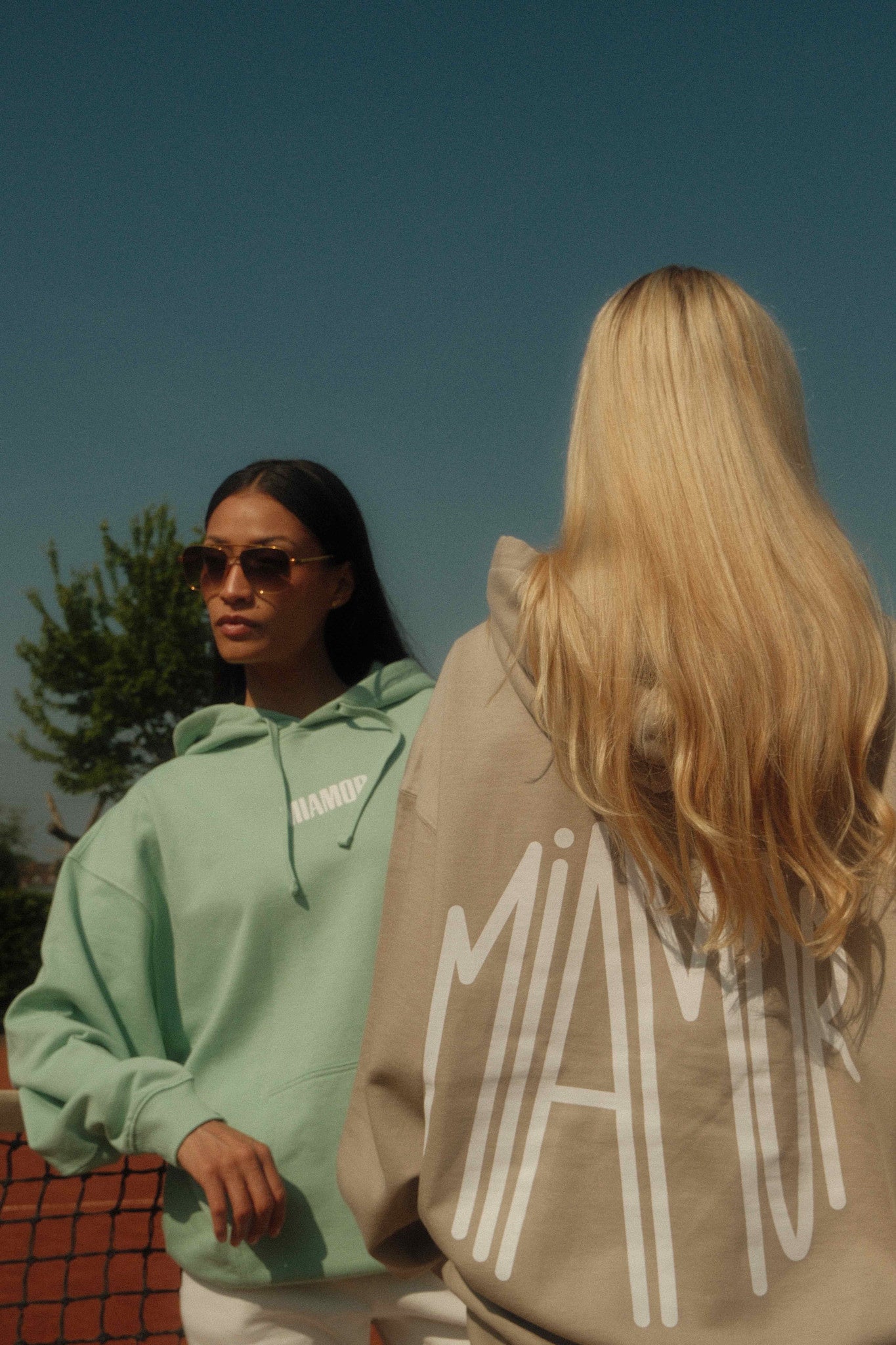 Miamor Supreme unisex hoodie - zandsteen