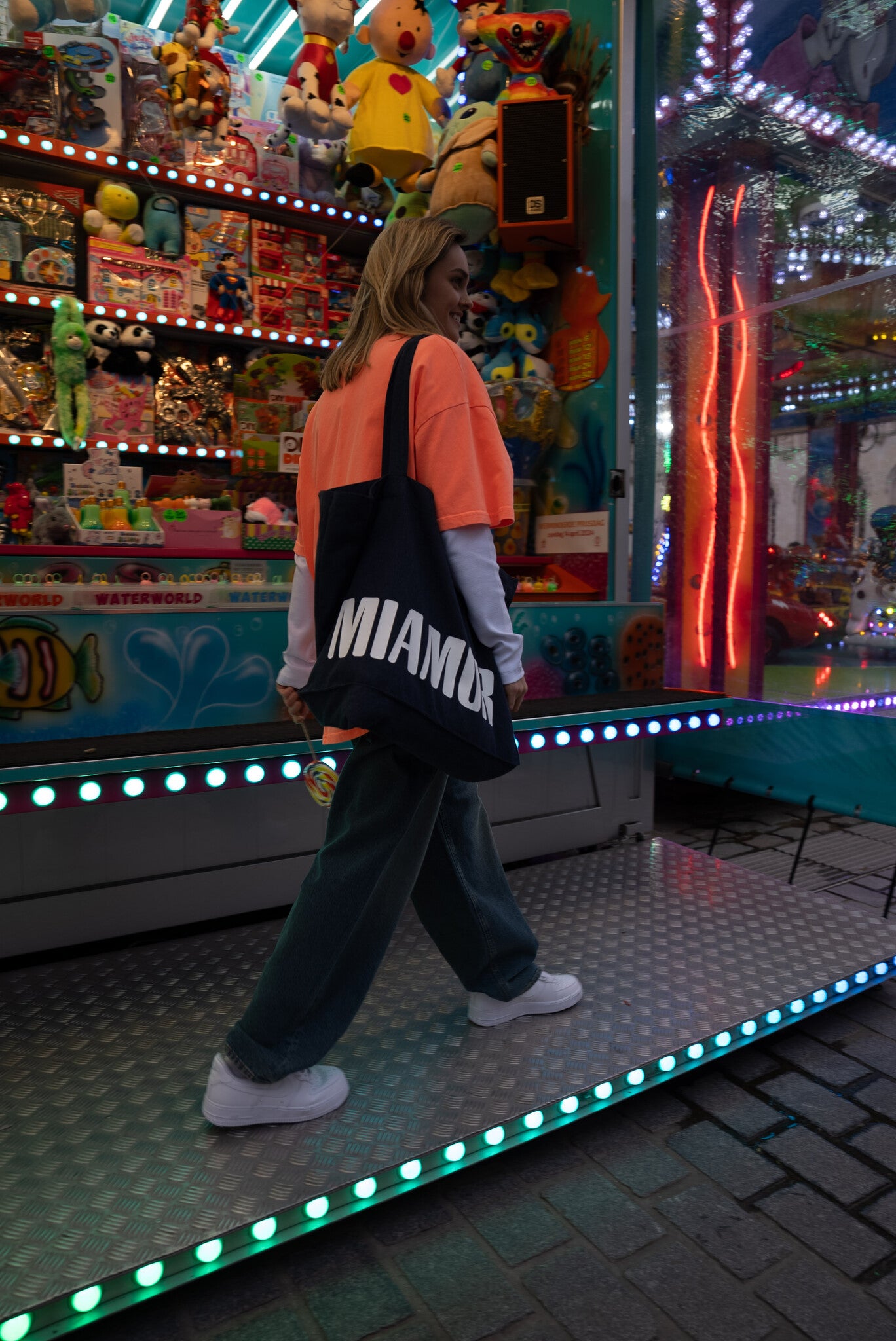 Miamor tote bag XL zwart - wit logo