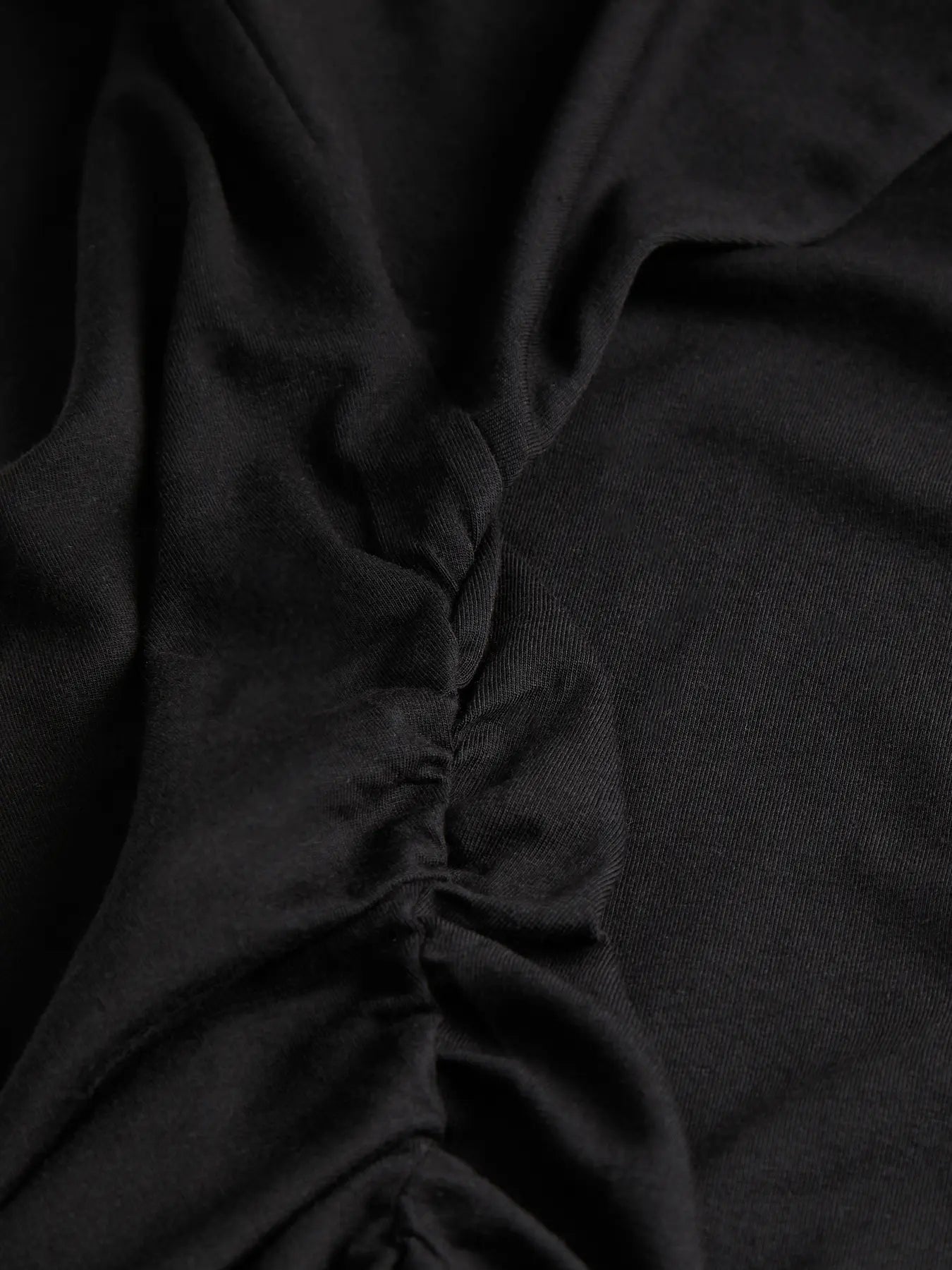 JXELORA TEE - BLACK