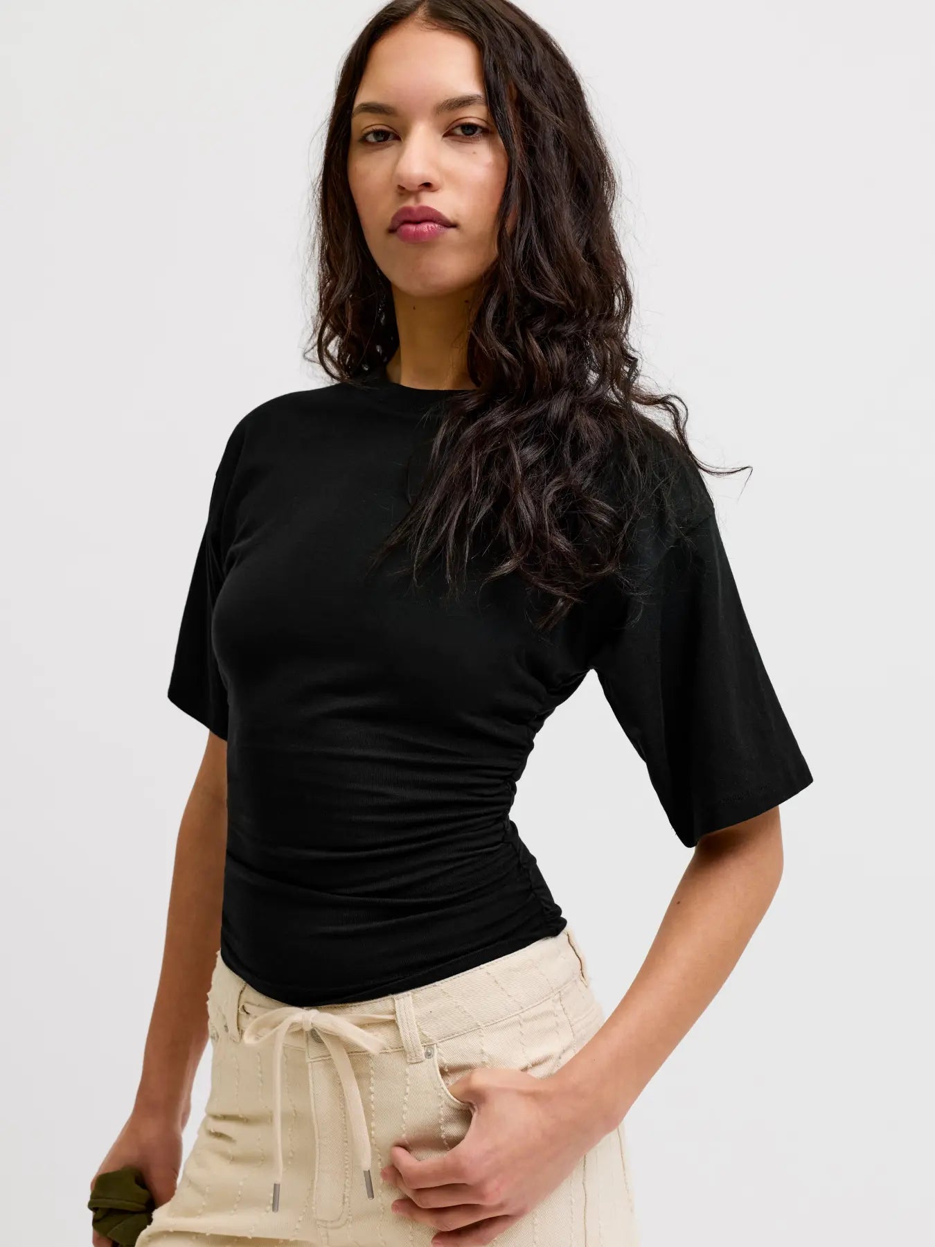 JXELORA TEE - BLACK