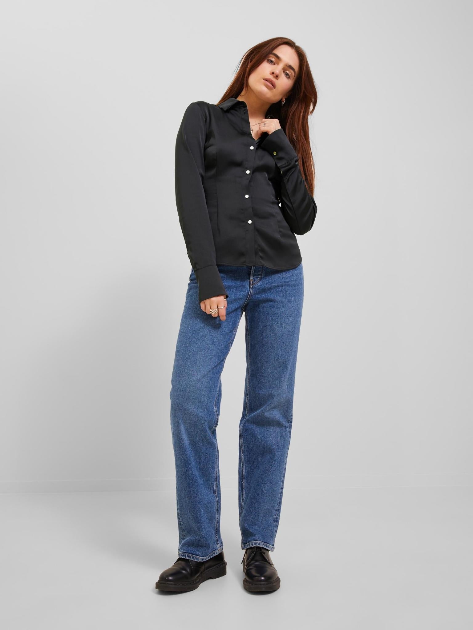 JXJULINE SATIN SHIRT - BLACK
