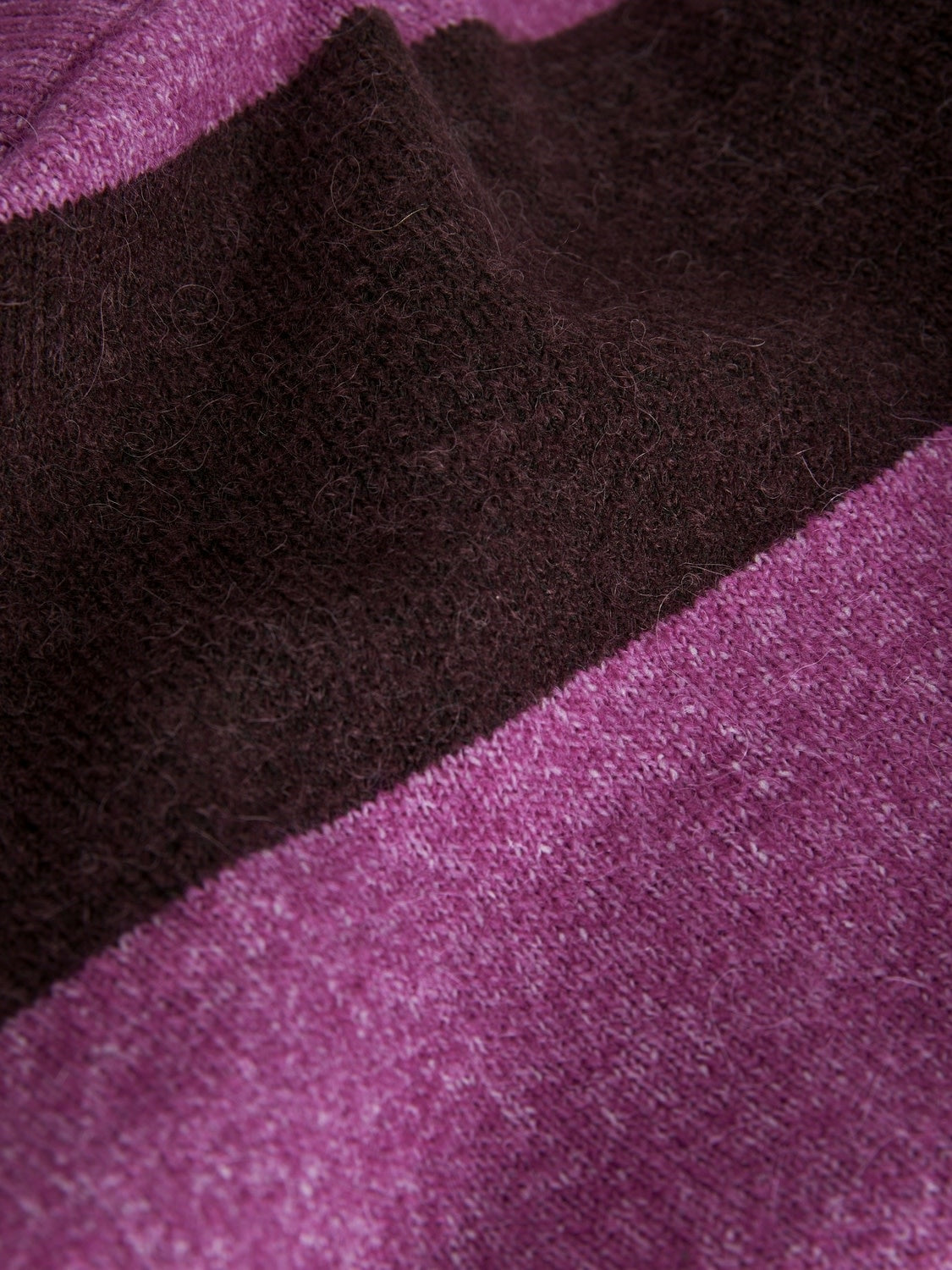 JXCHICK CREW NECK KNIT - FUCHSIA RED