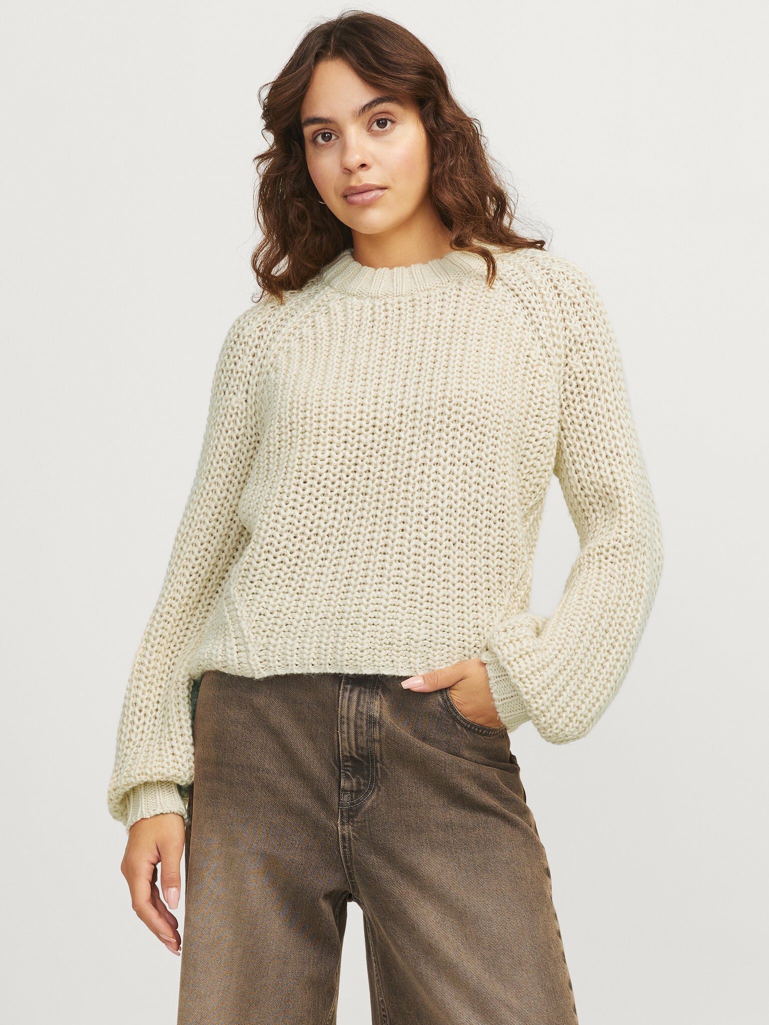 JXKELLY CHUNKY CABLE CREW NECK KNIT - BONE WHITE