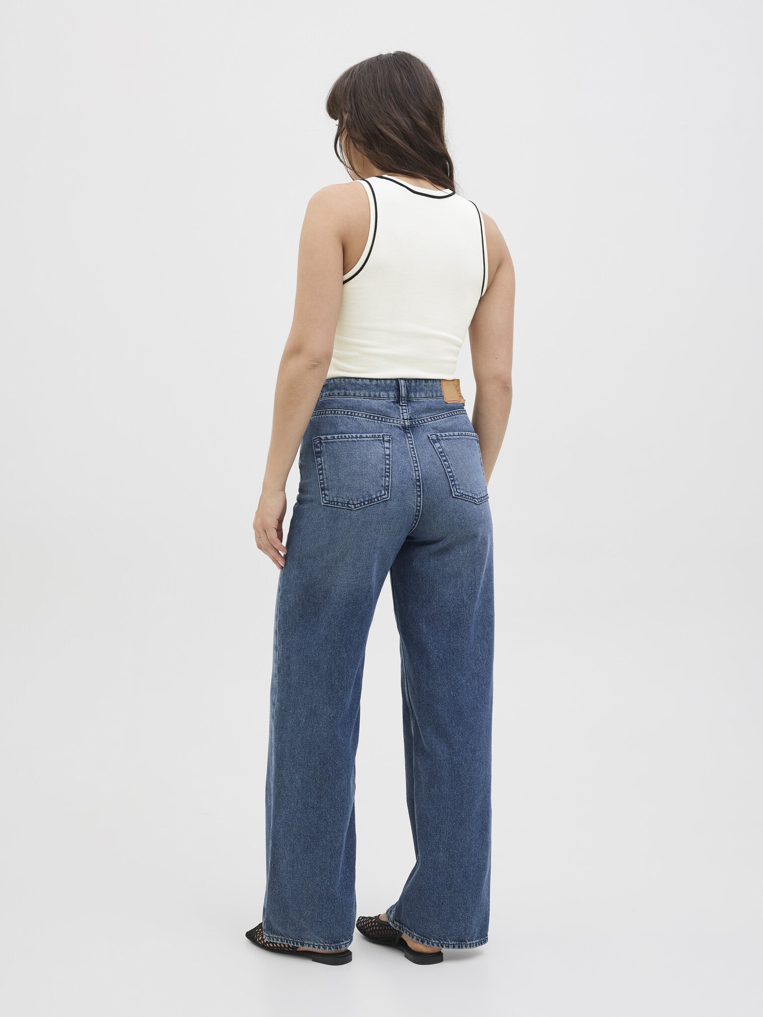 JXEVELYN COMFY PIPING KNIT TOP - VANILLA