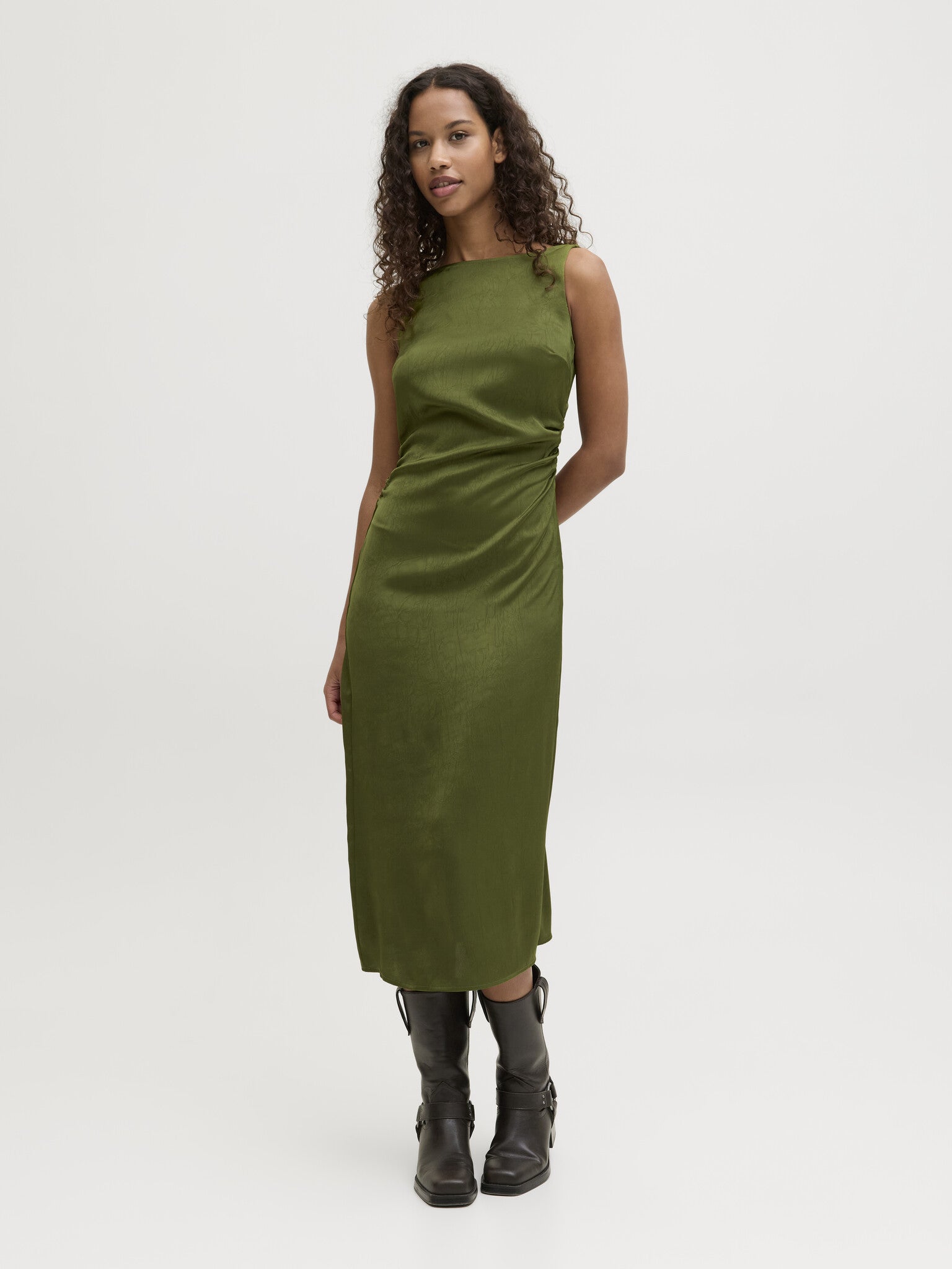JXJANE SATIN LONG DRESS - MAYFLY GREEN