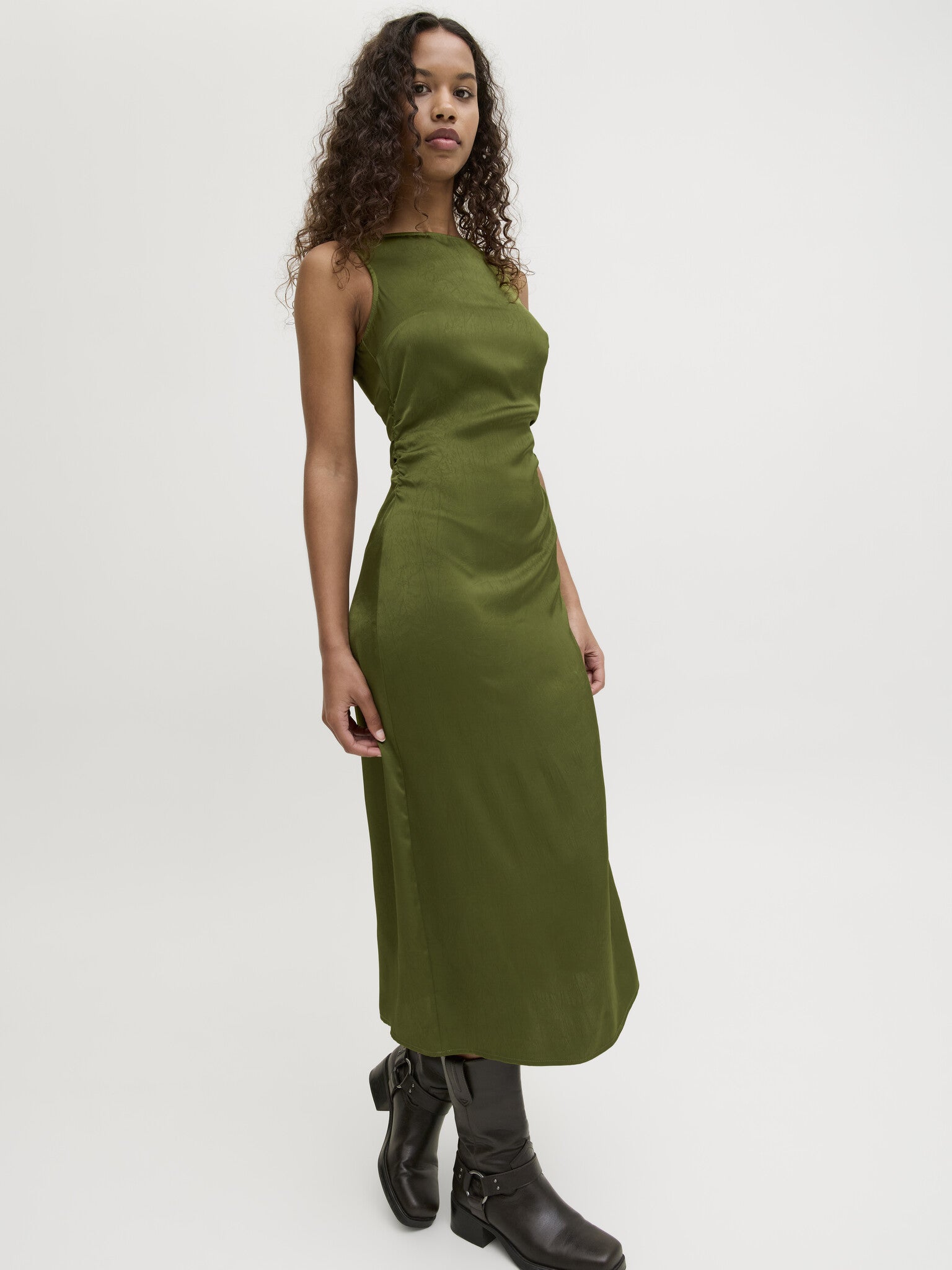 JXJANE SATIN LONG DRESS - MAYFLY GREEN