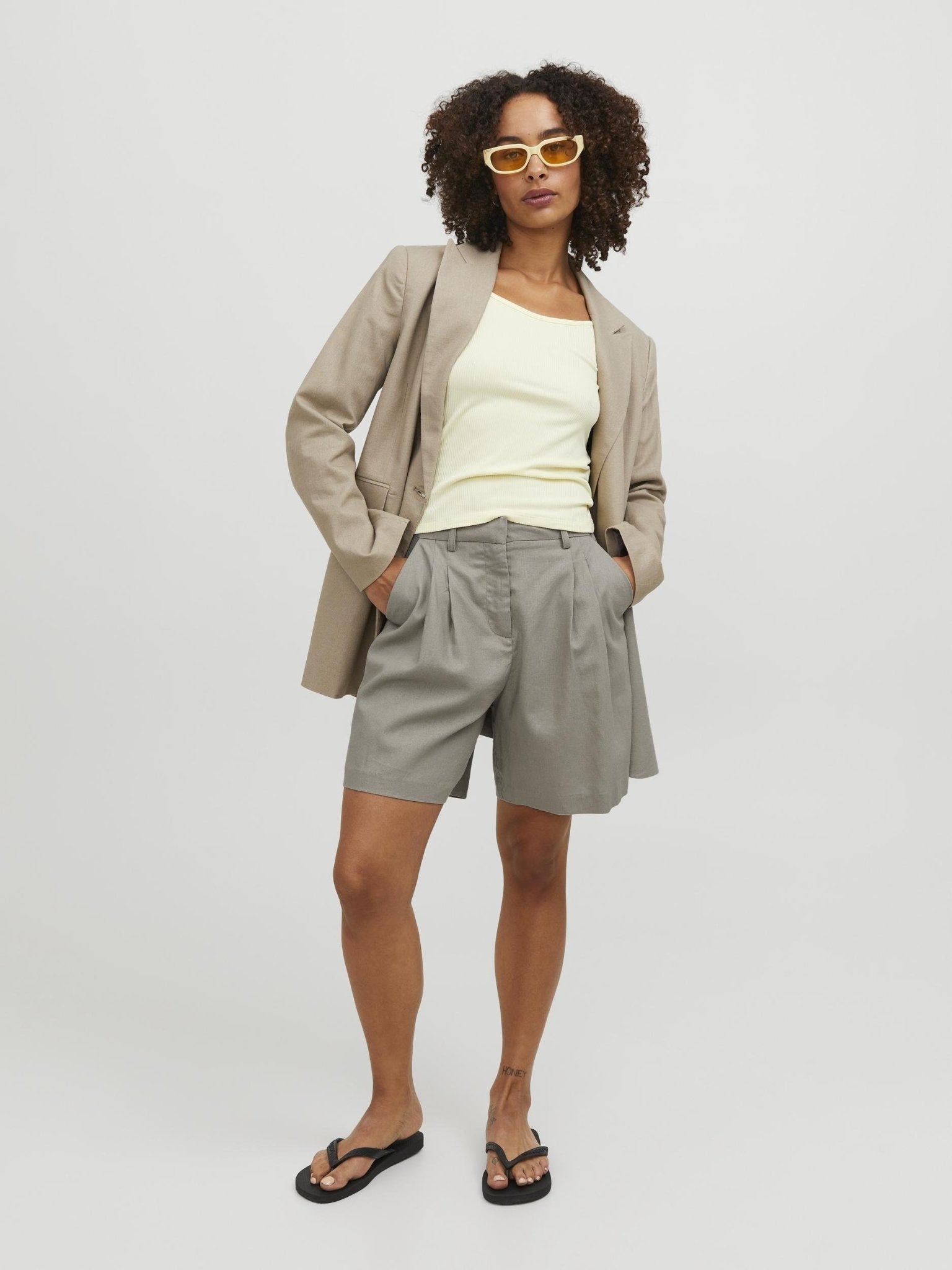 JXCIMBERLY LINEN HW SHORTS - FUNGI
