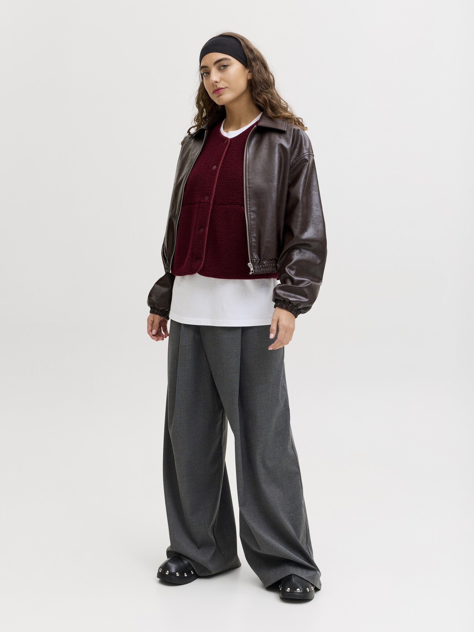 JXVERA TEDDY VEST - CABERNET