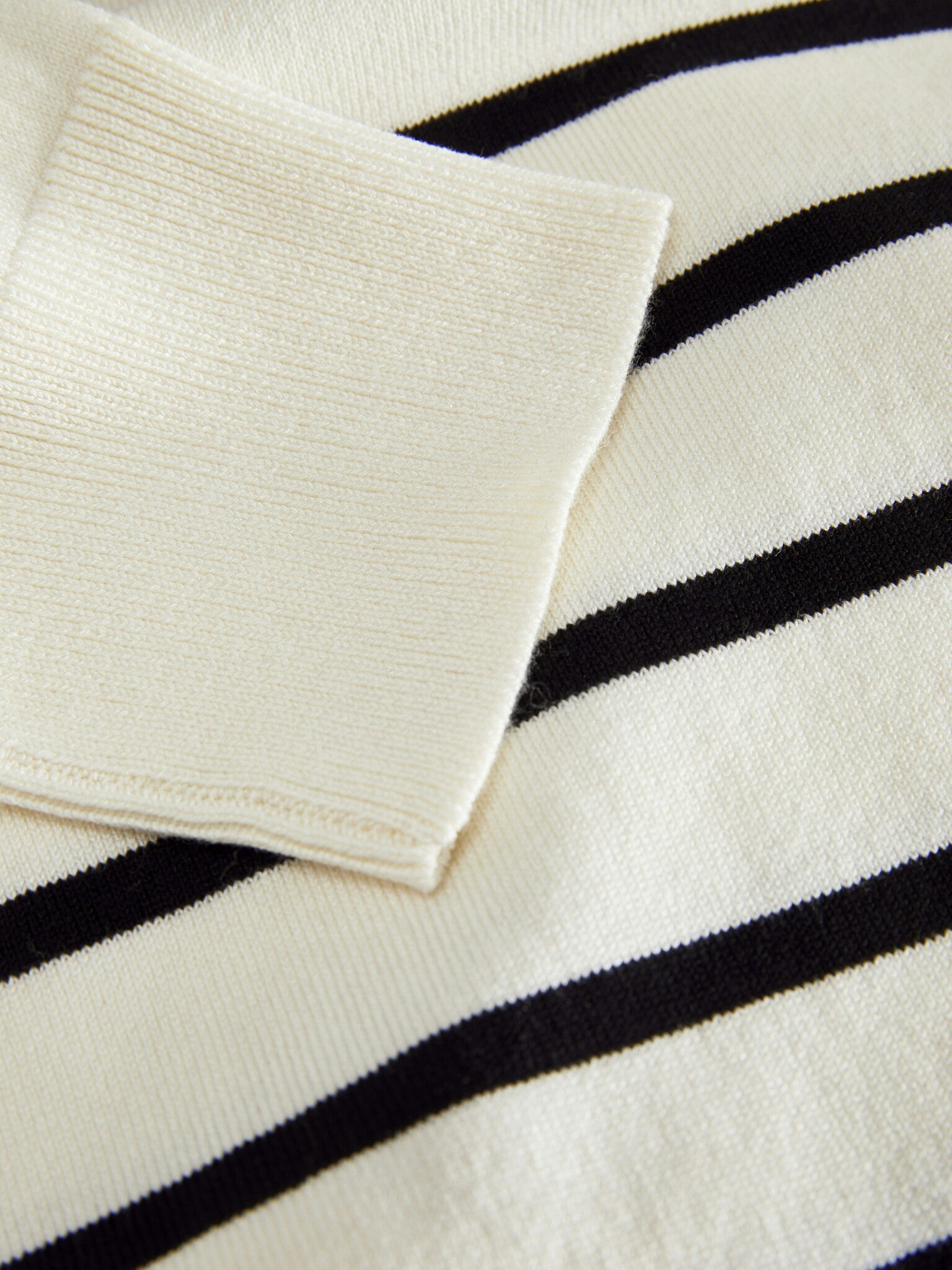 JXLAYLA COMFY KNIT NOOS VANILLA ICE/ BLACK