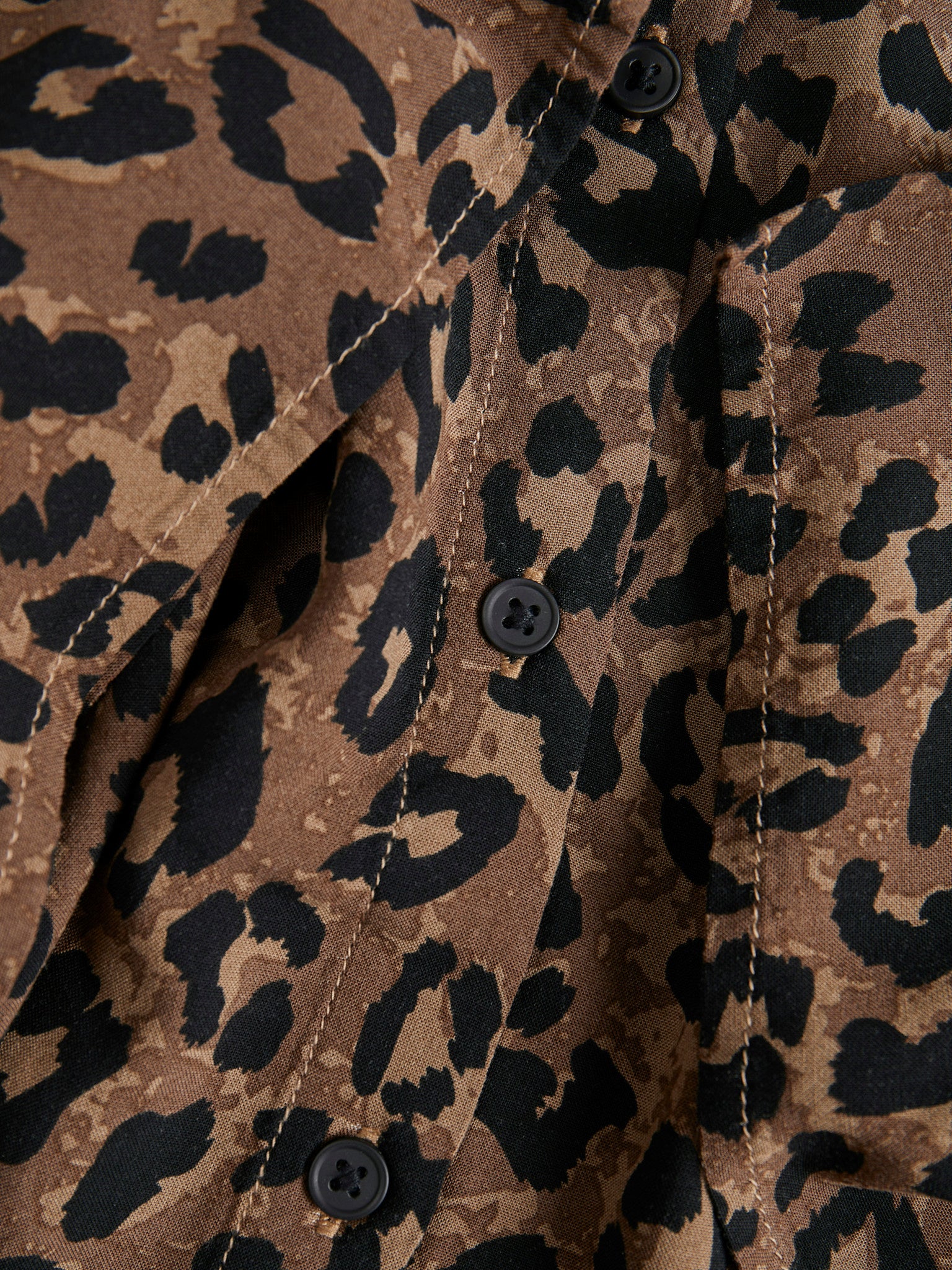 JXMIRA VISCOSE MW SHORT - TIGERS EYE