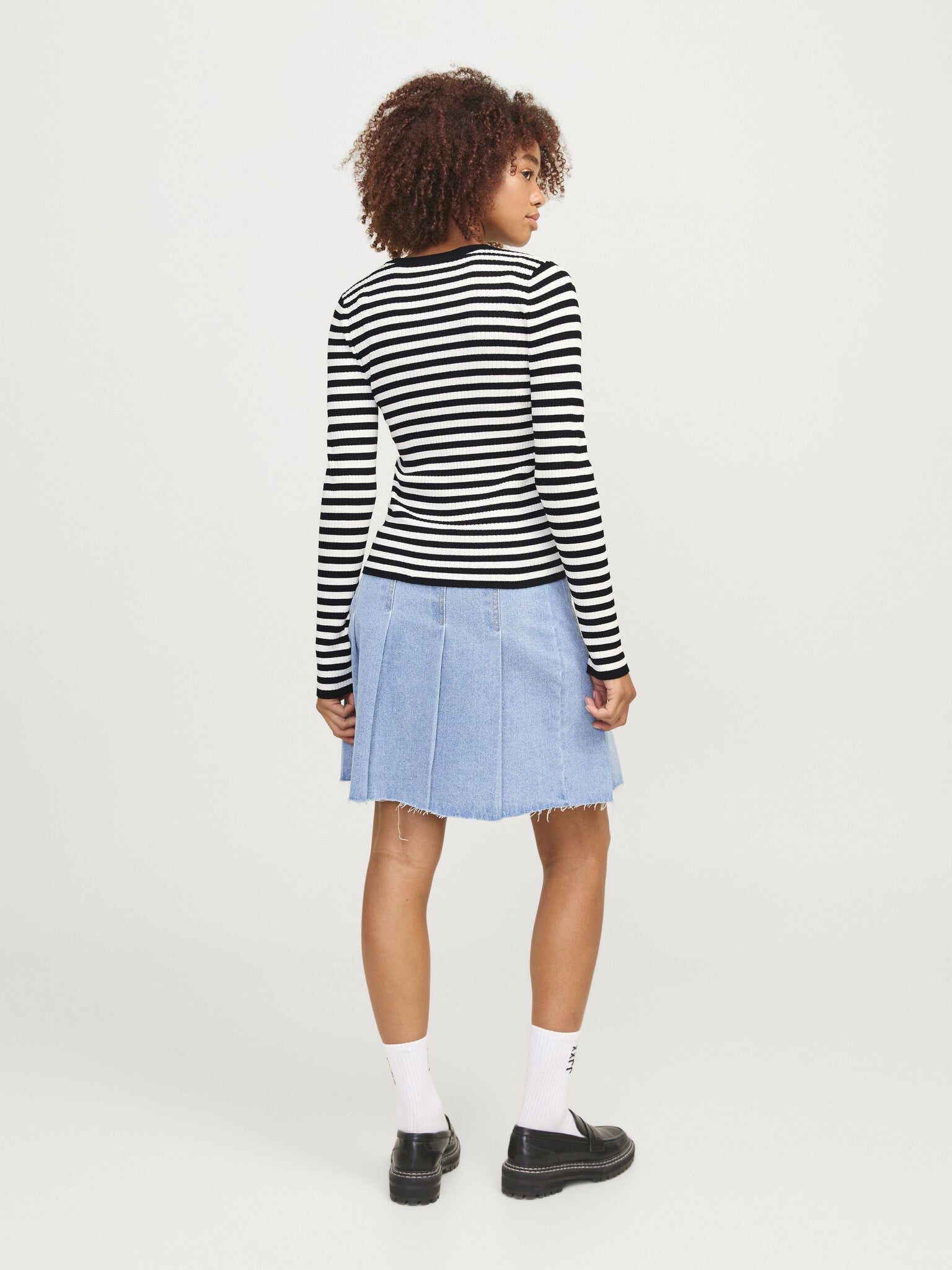 JXJODI TIGHT STRIPE CREW NECK KNIT - CLOUD DANCER