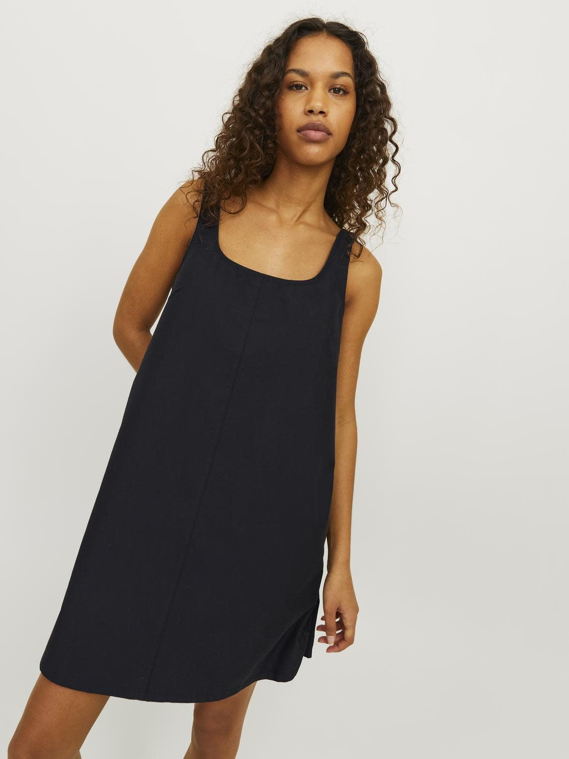 JXSTELLA SHORT DRESS - BLACK