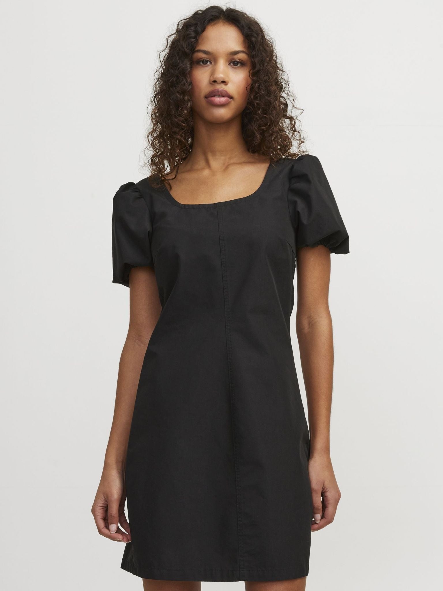 JXSTELLA SS SHORT DRESS - BLACK
