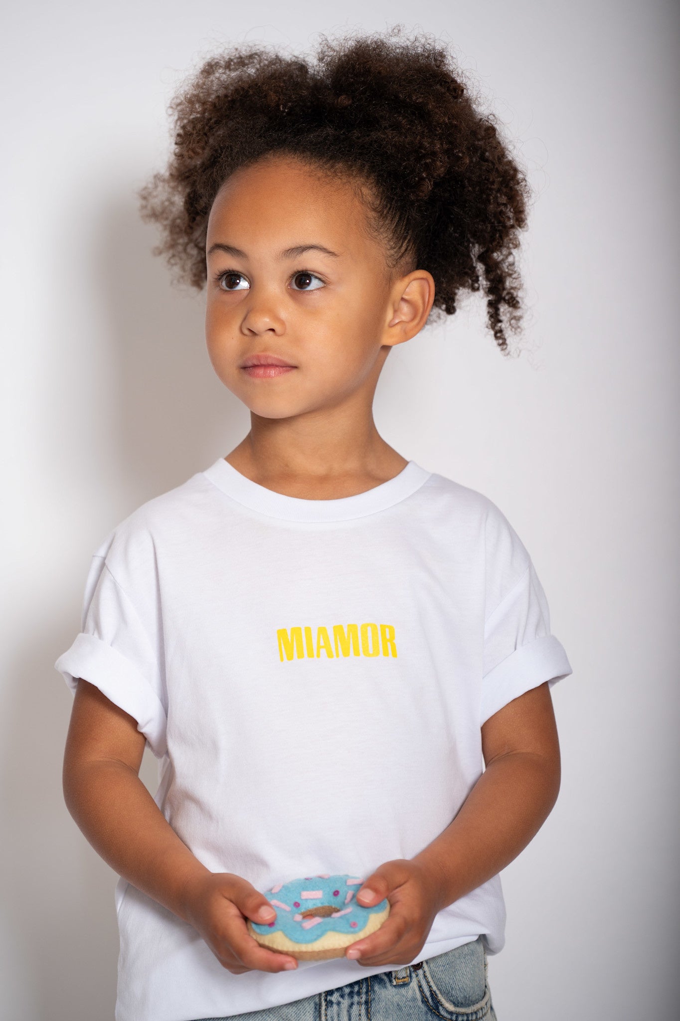 Mini Miamor tee white - yellow logo