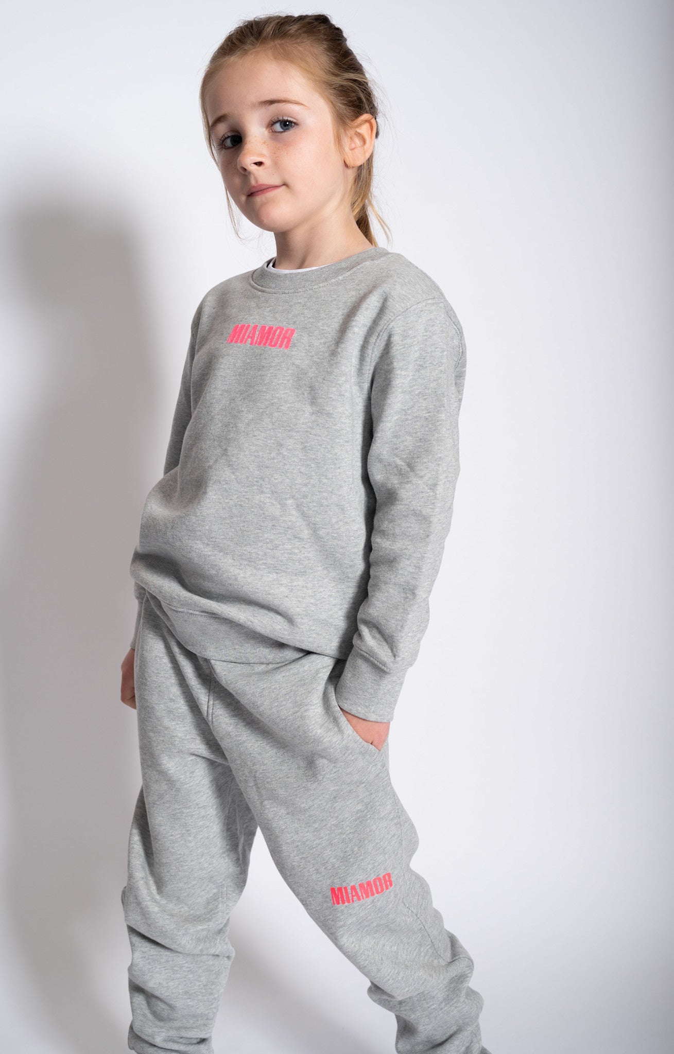 Mini Miamor supreme jogging pants heather grey - neon pink