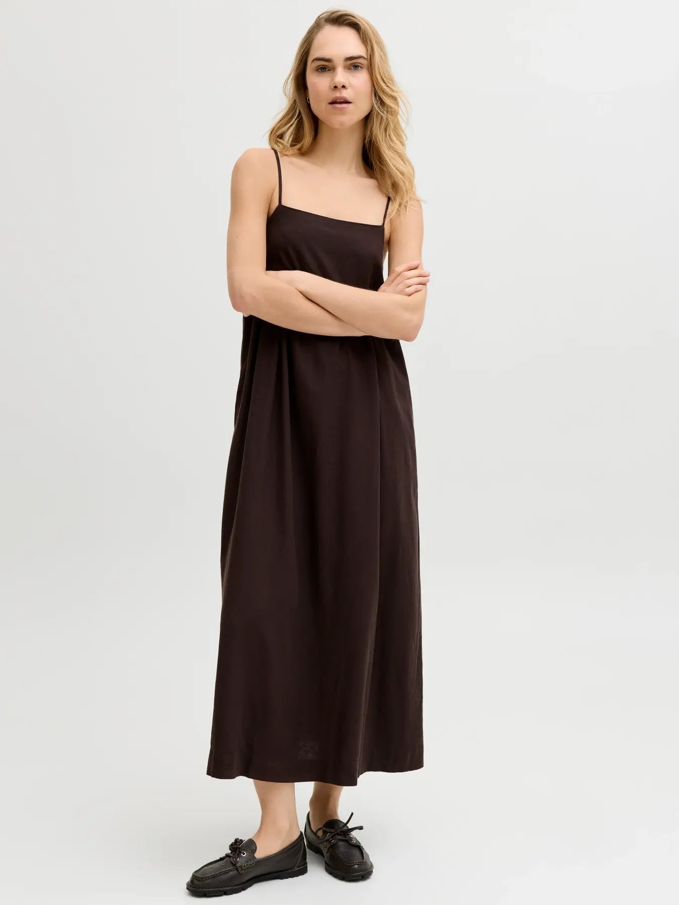 JXALMIRA LINEN LONG DRESS - SEAL BROWN