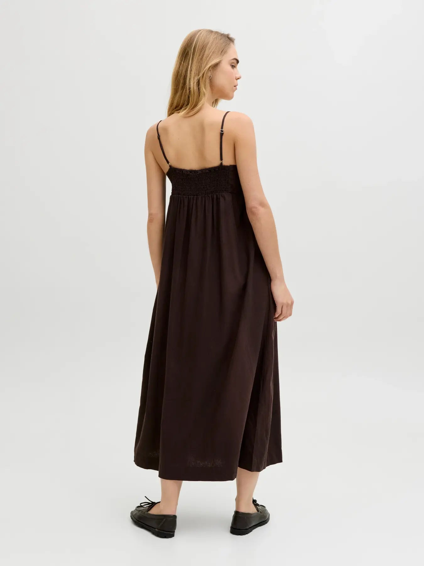 JXALMIRA LINEN LONG DRESS - SEAL BROWN