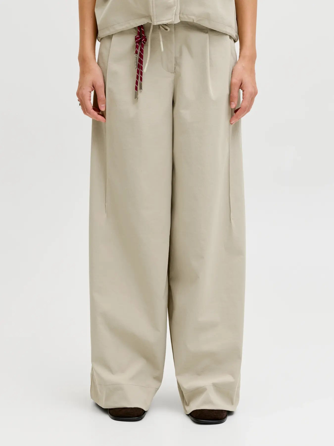 JXADA OLIVE WIDE PANTS - SPRAY GREEN