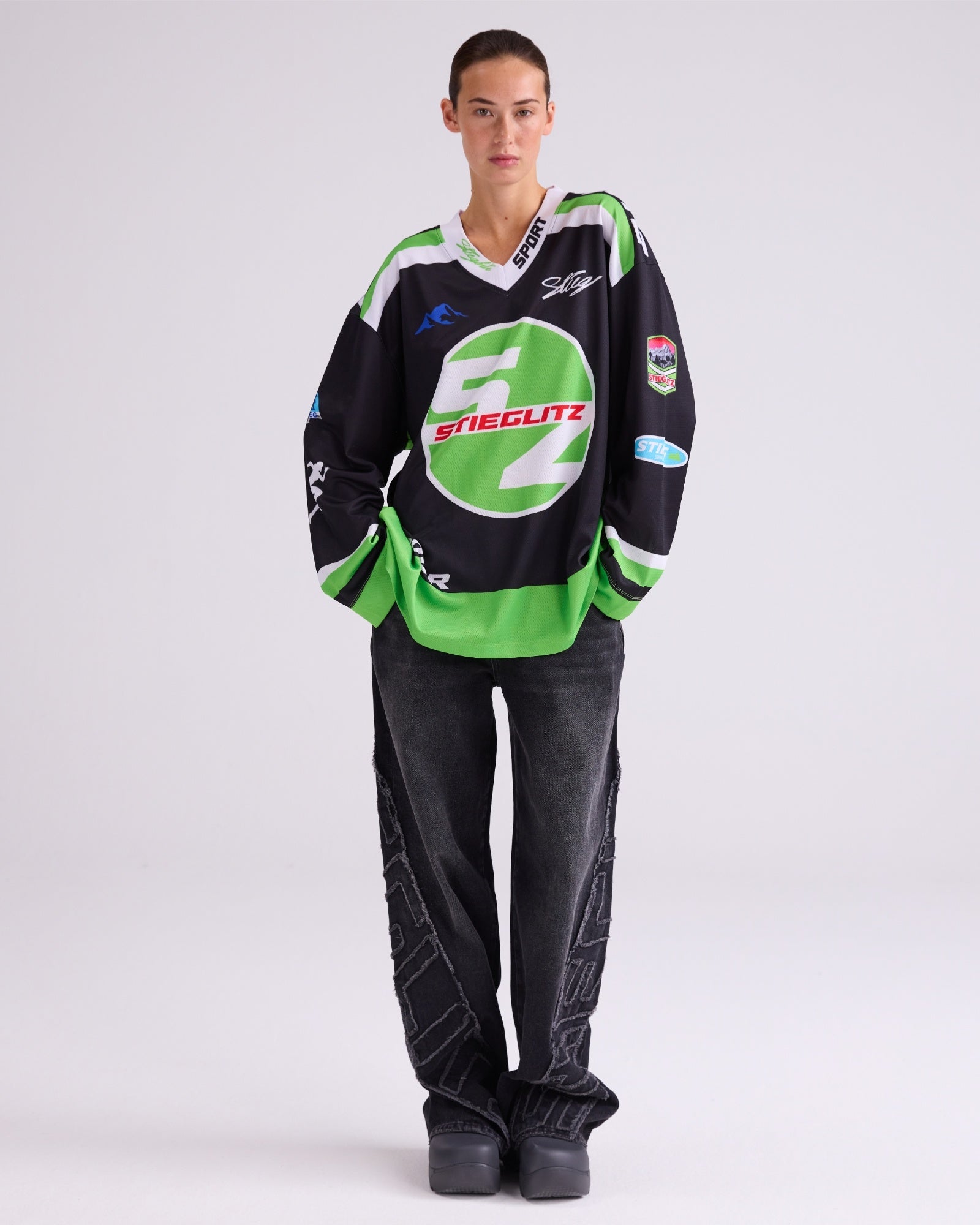 Alando wijde skate longsleeve - Zwart