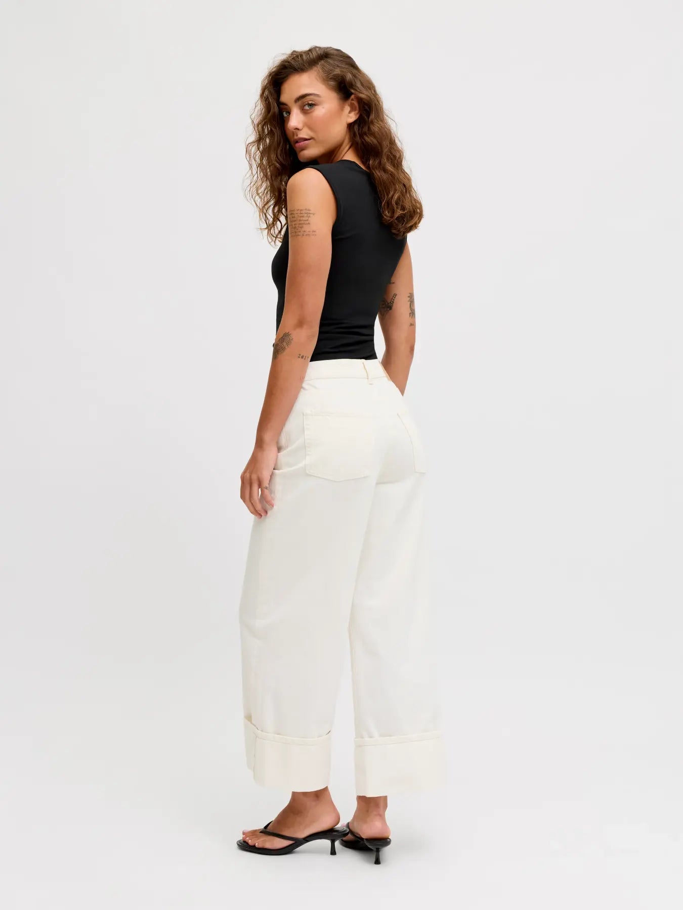 JXISABELLA GIGI TOP - BLACK