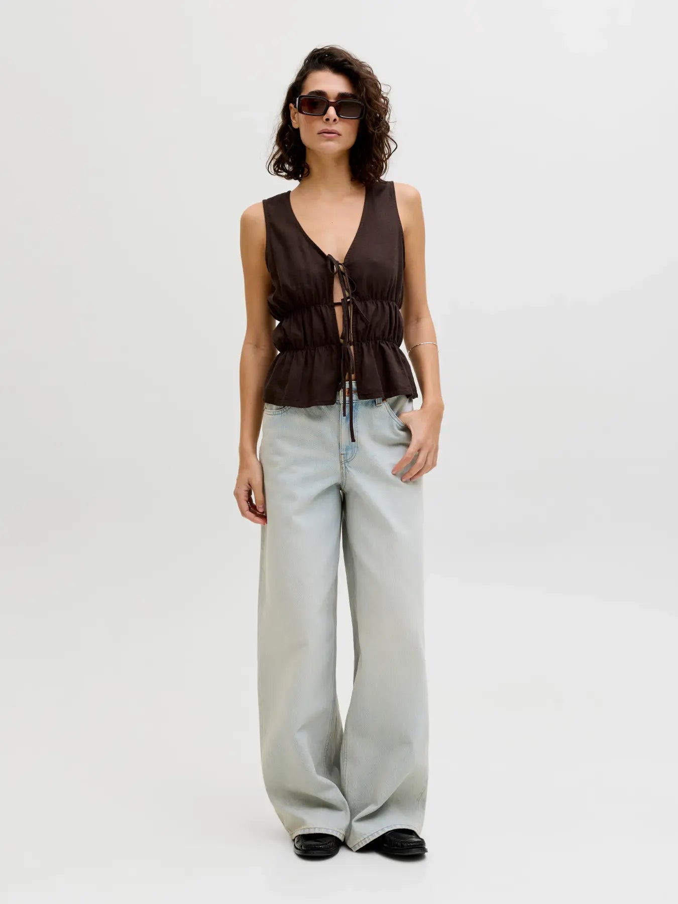 JXALMIRA LINEN BLEND TOP - SEAL BROWN