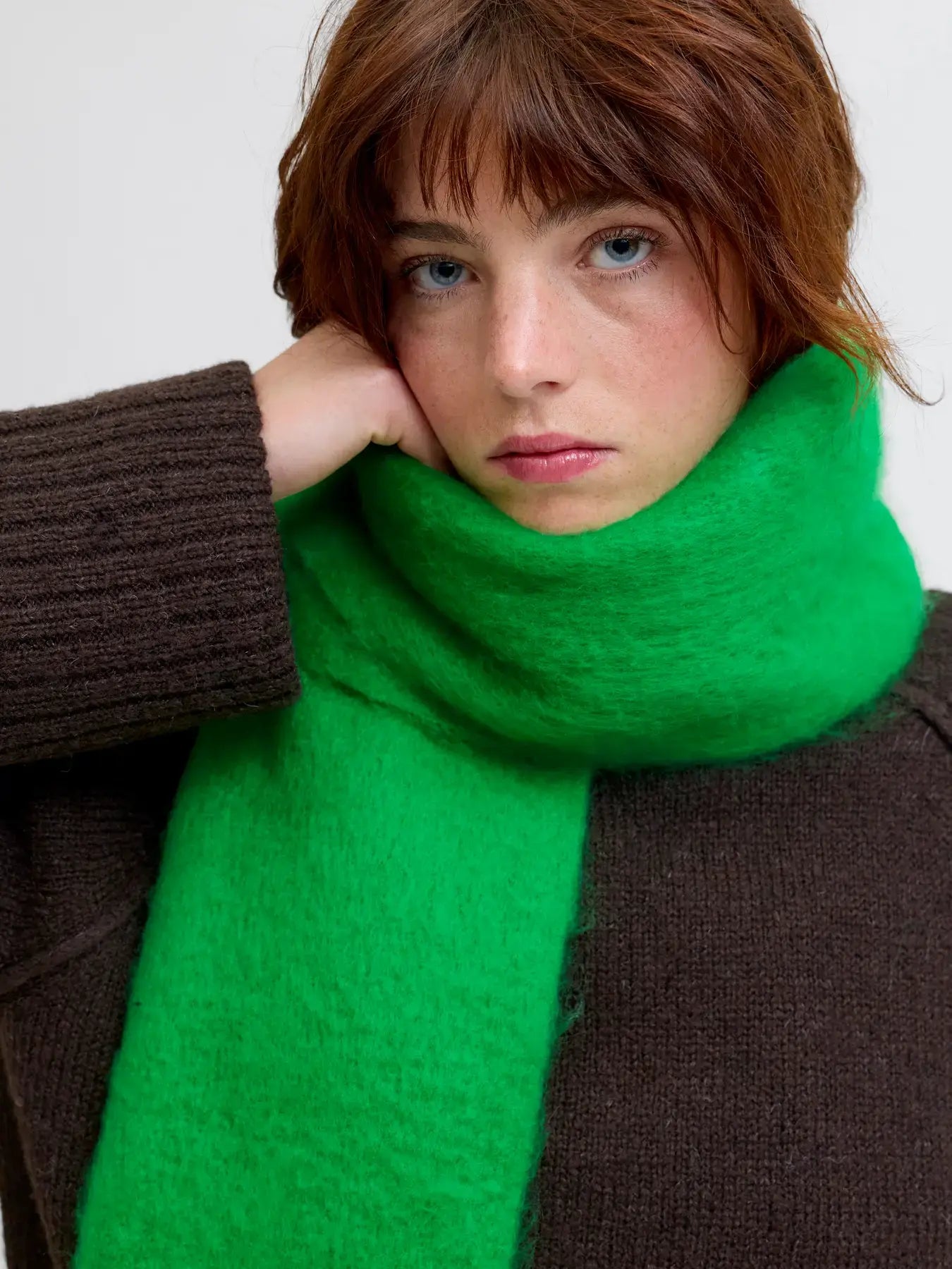 JXLESLIE SCARF - GREEN BEE